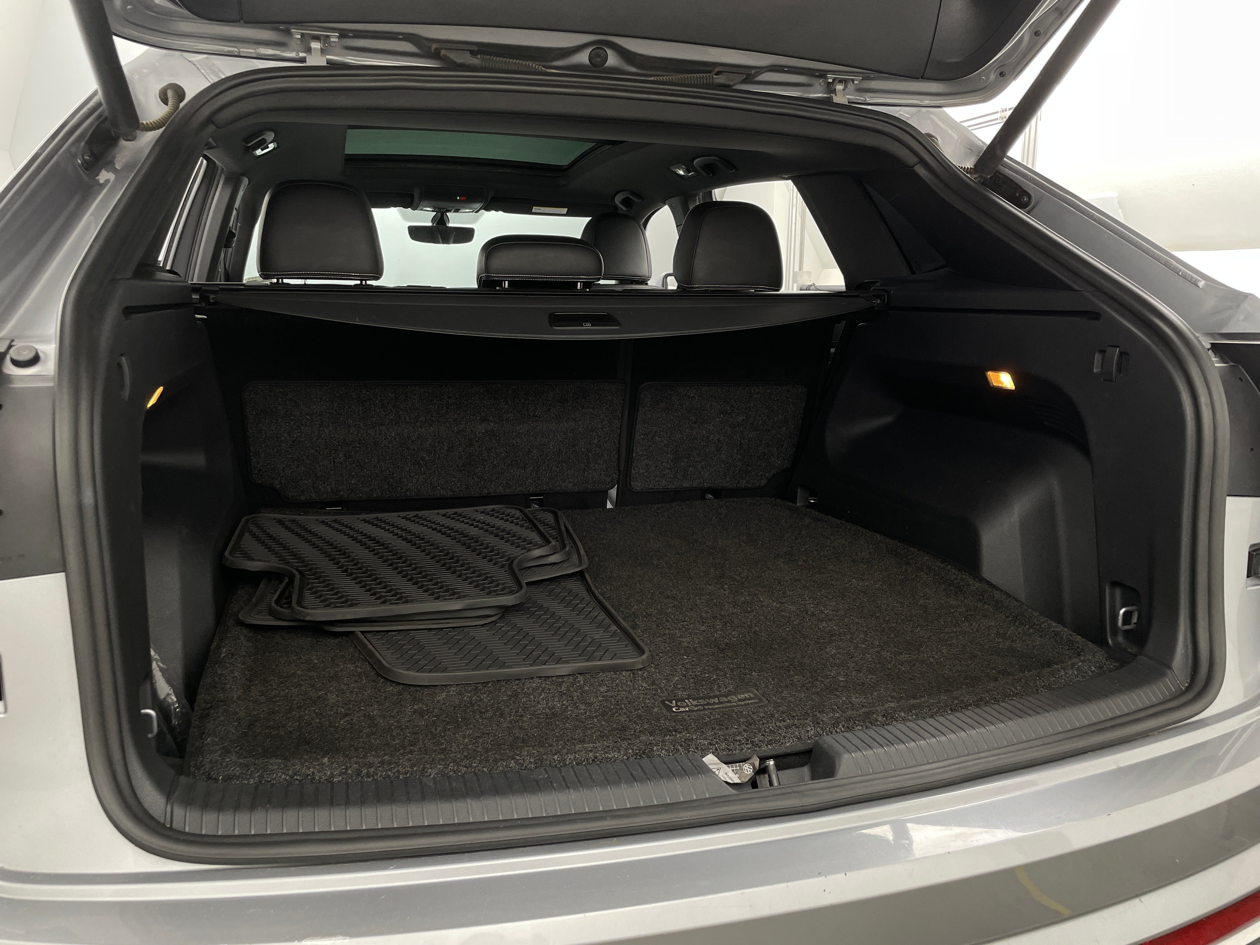 2021 Volkswagen Atlas SE 6