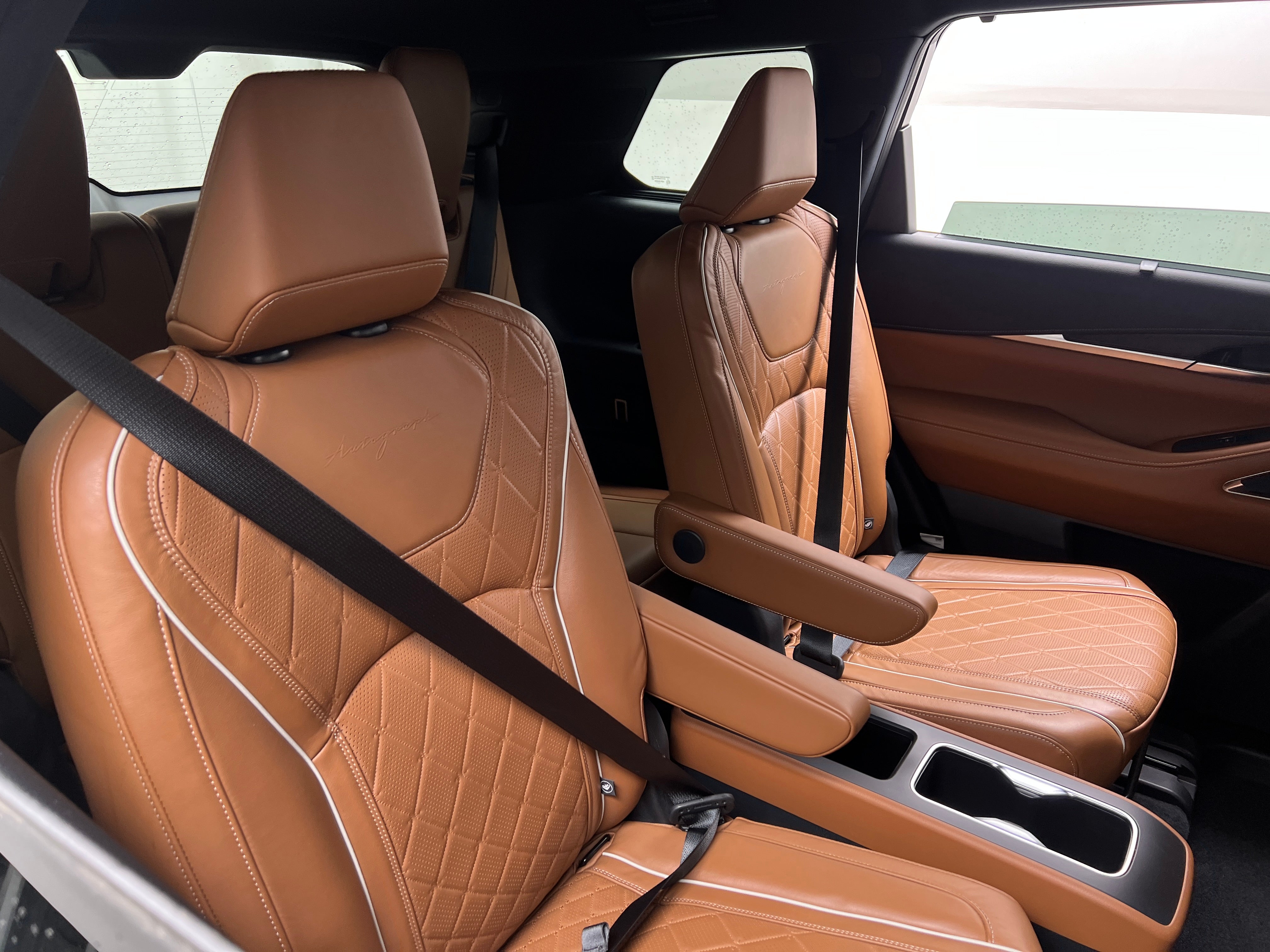 Thumbnail: 2022 INFINITI QX60 - 6