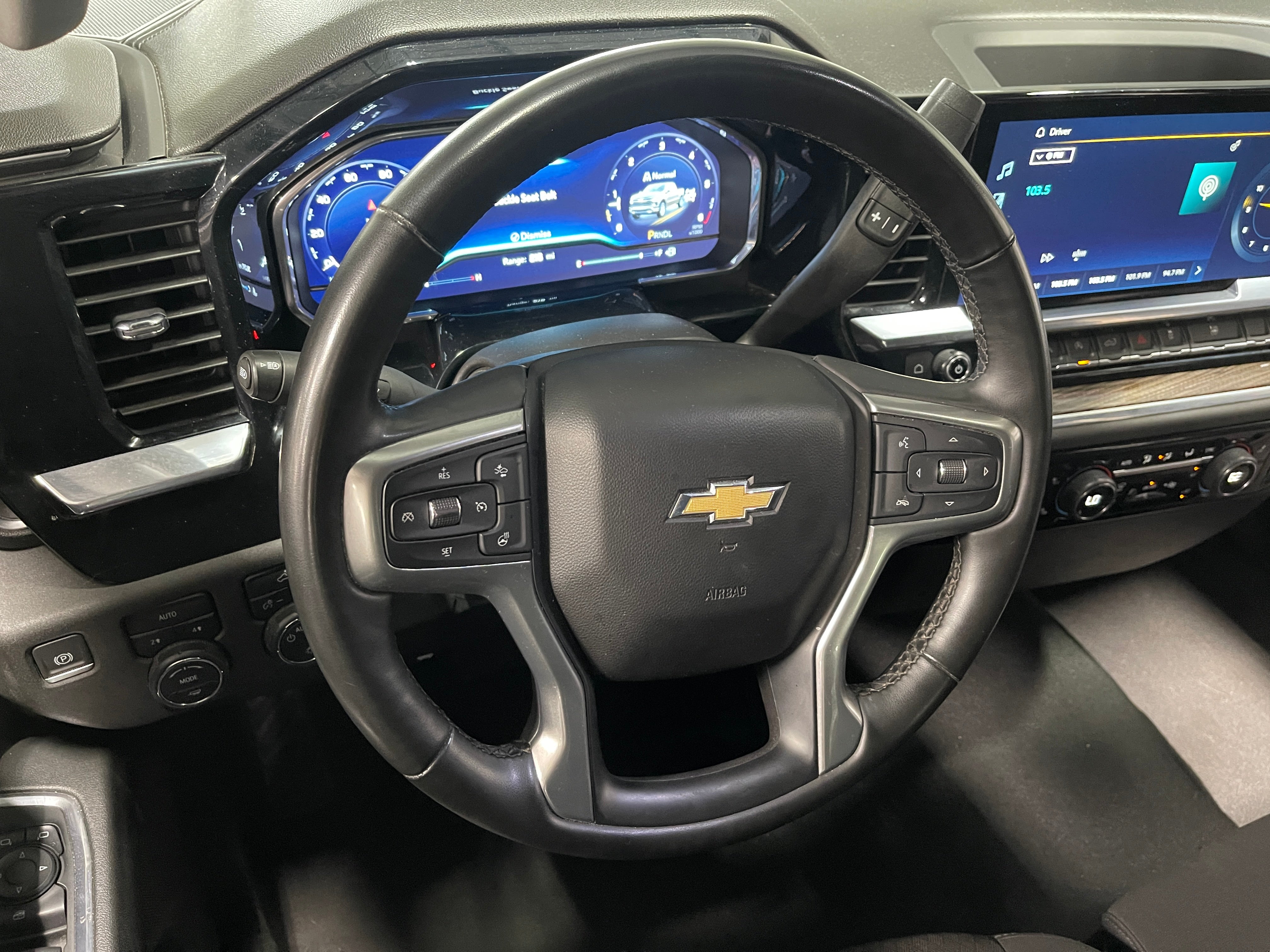 2023 Chevrolet Silverado 1500 LT 5
