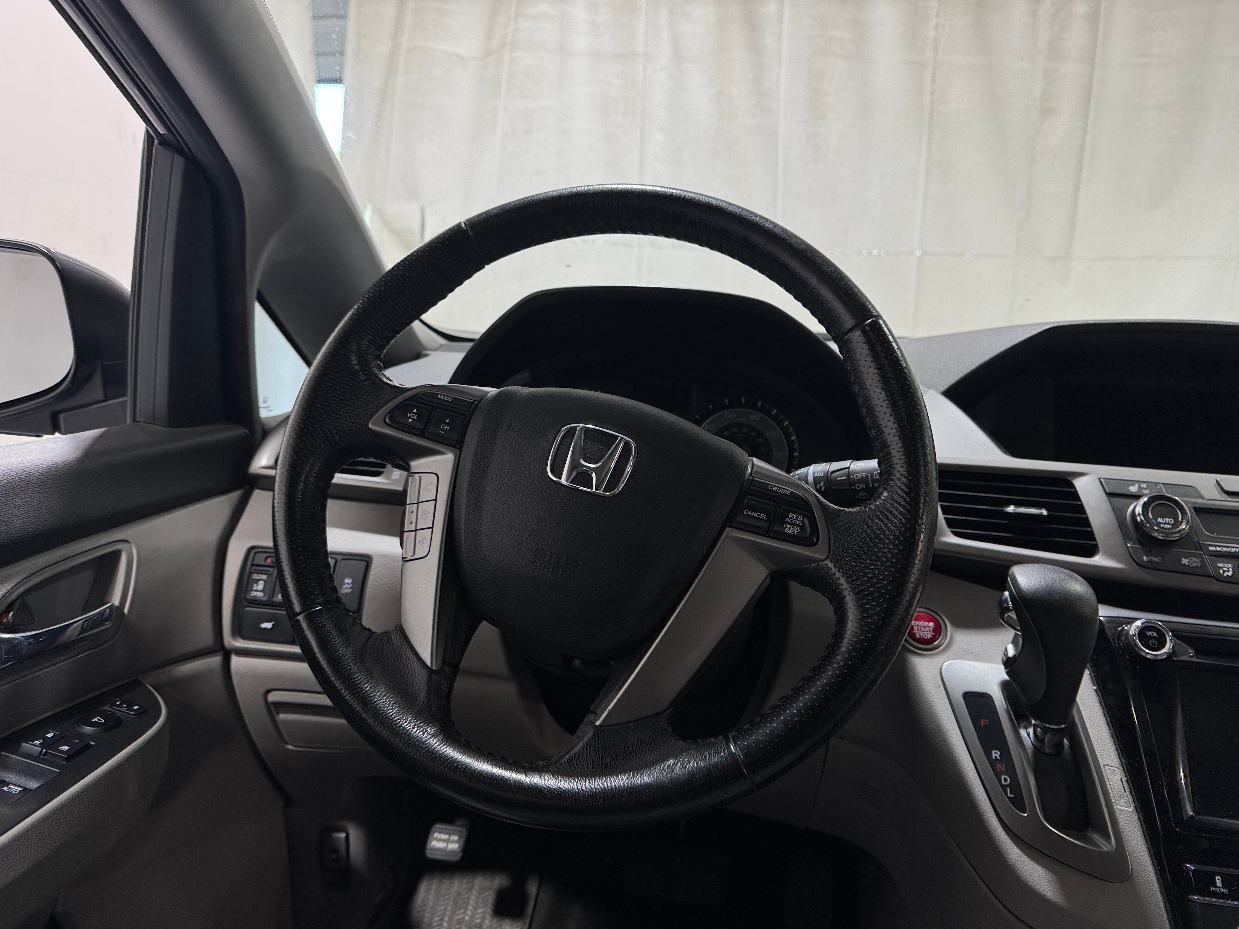 2016 Honda Odyssey EX-L 4