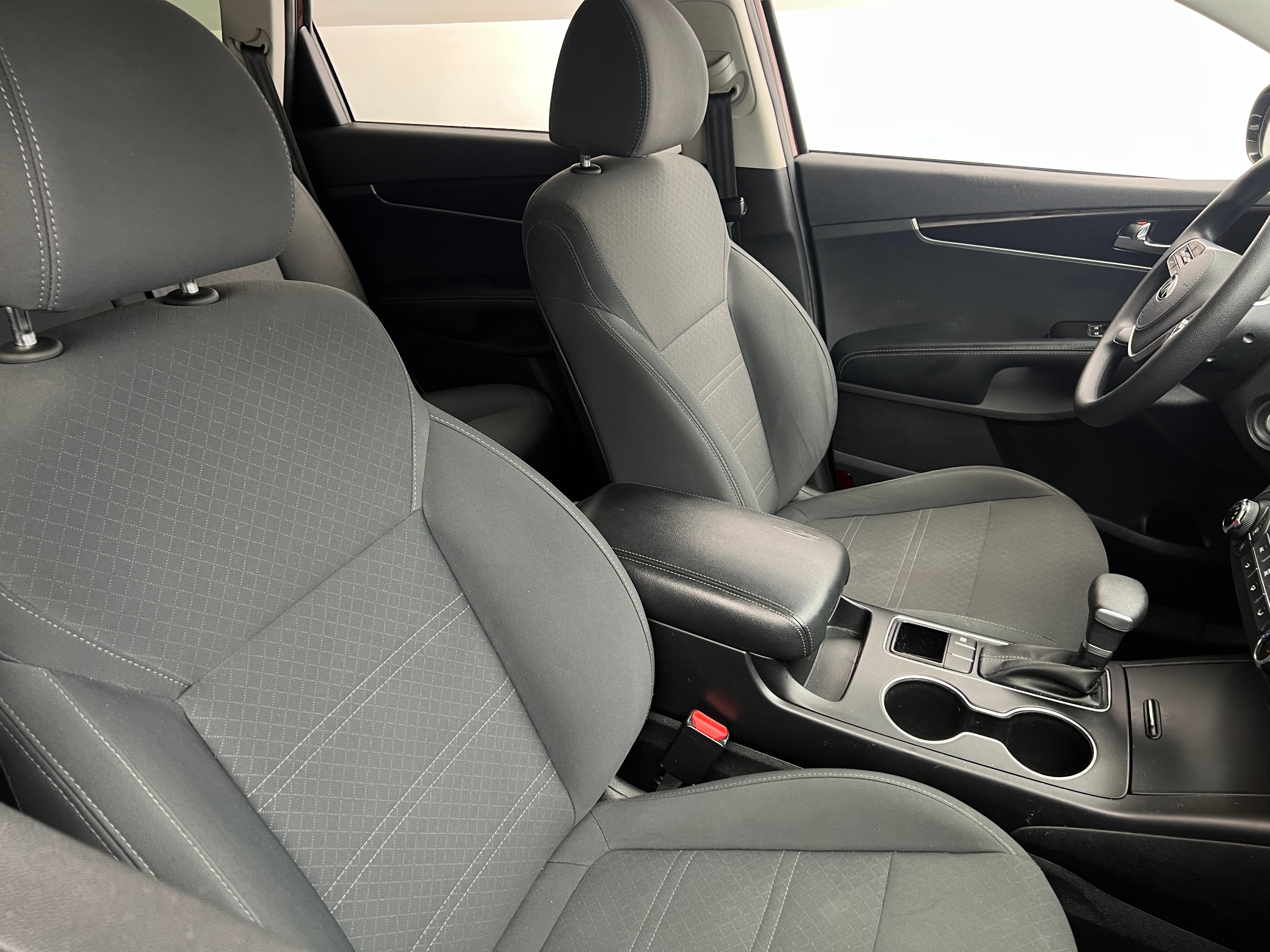 2020 Kia Sorento LX 2