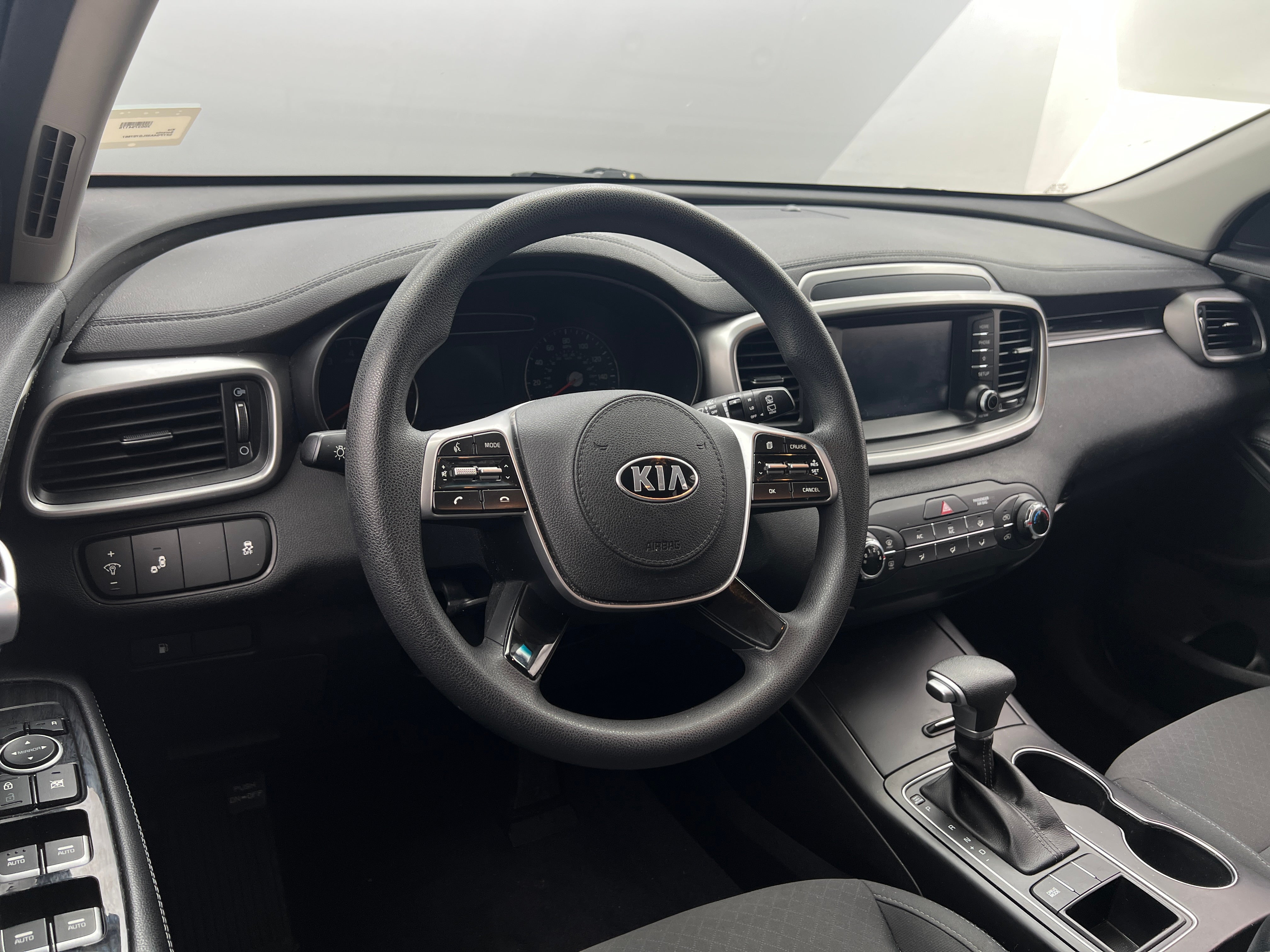 2020 Kia Sorento LX 3