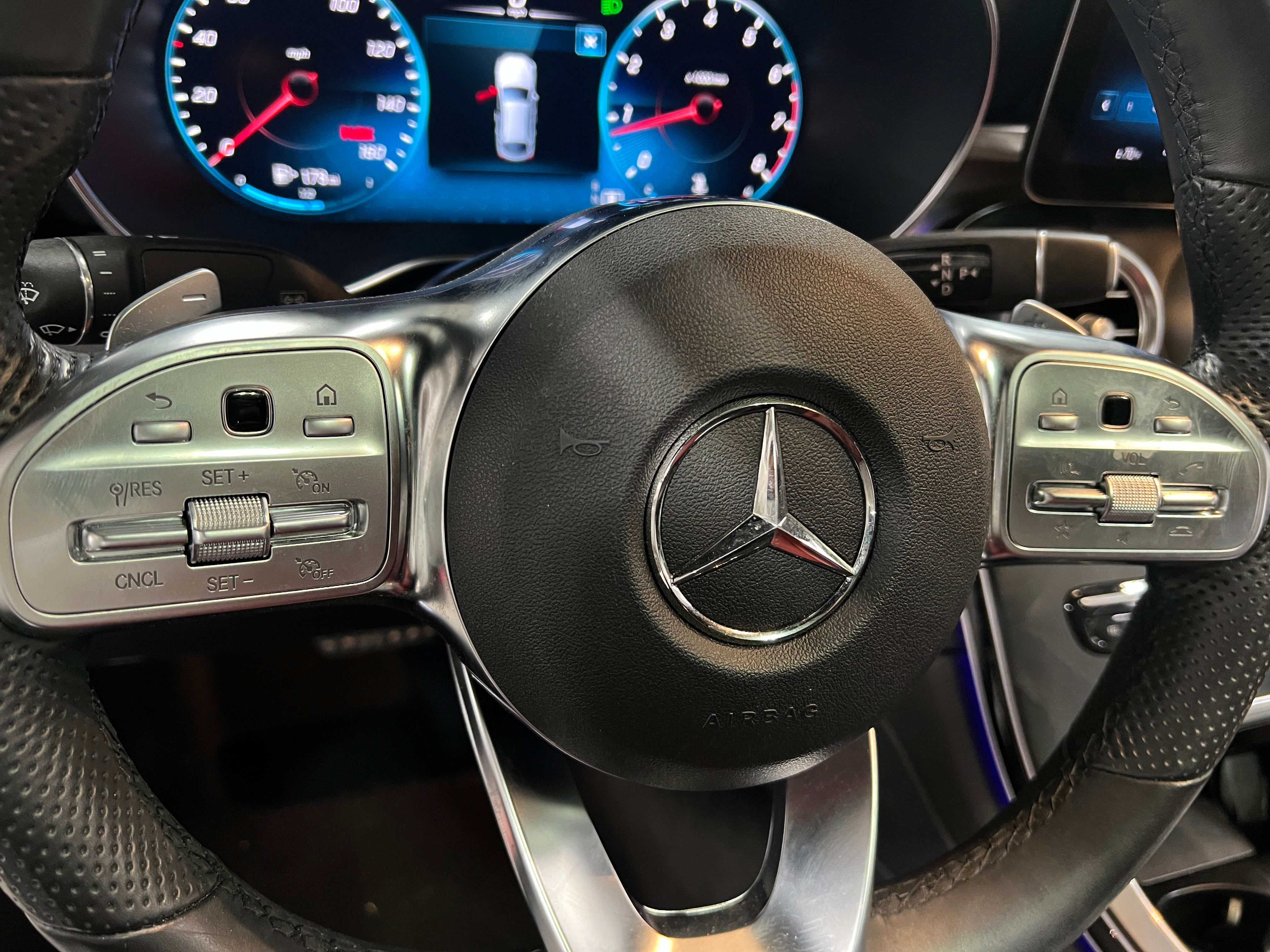 2022 Mercedes-Benz GLC 300 4