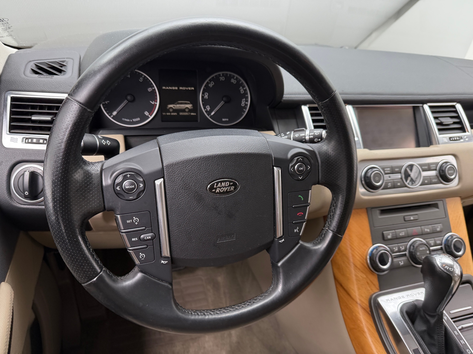 Thumbnail: 2012 Land Rover Range Rover Sport - 4
