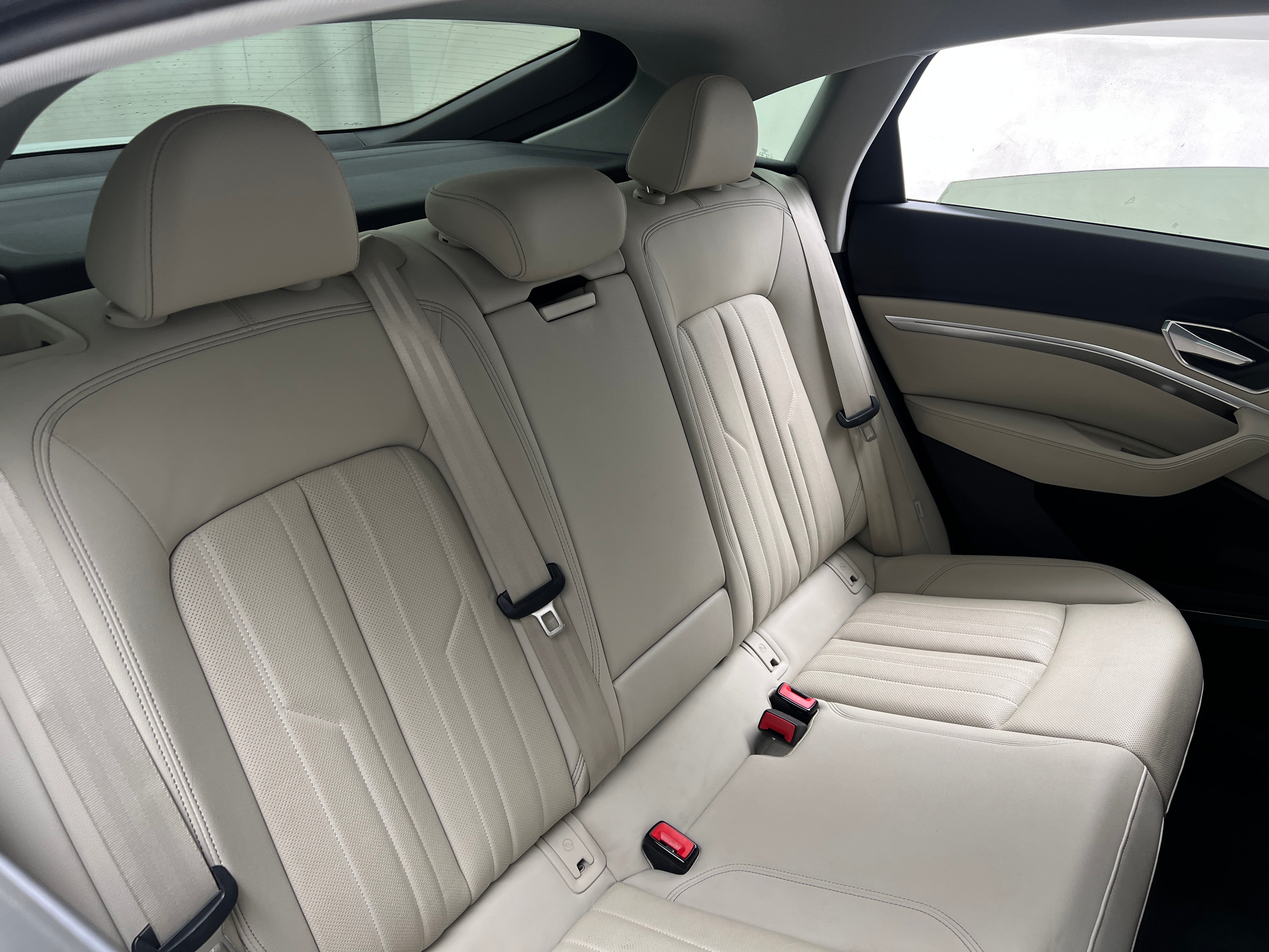 2021 Audi e-tron S Premium Plus 5
