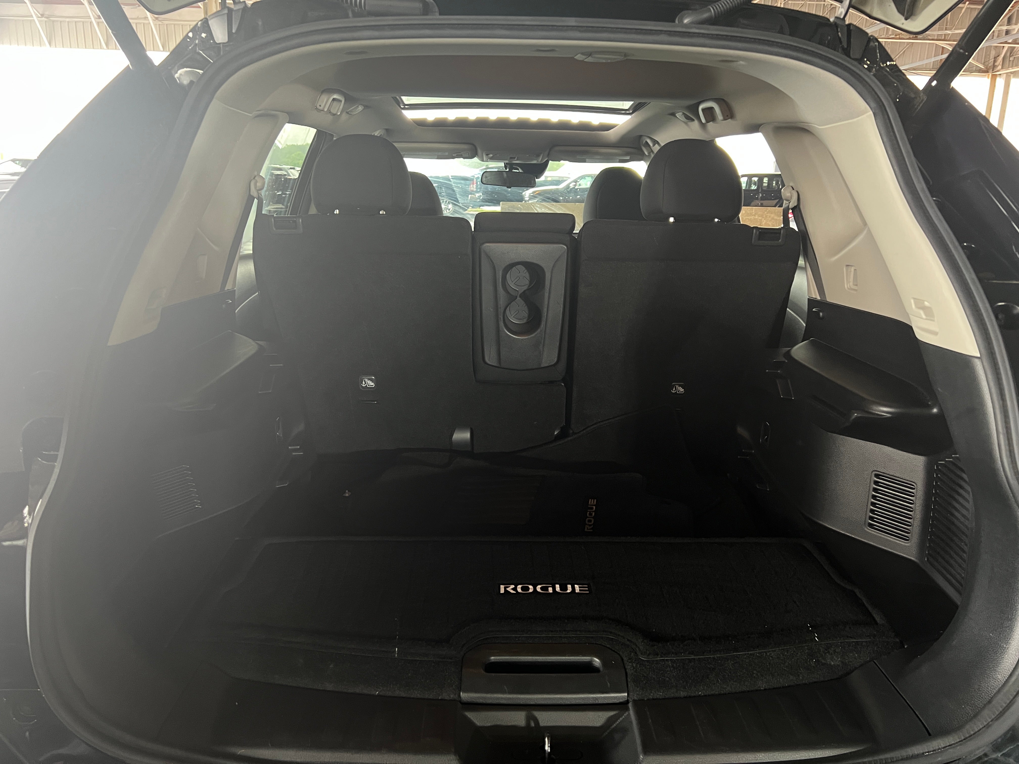 2020 Nissan Rogue SV 7