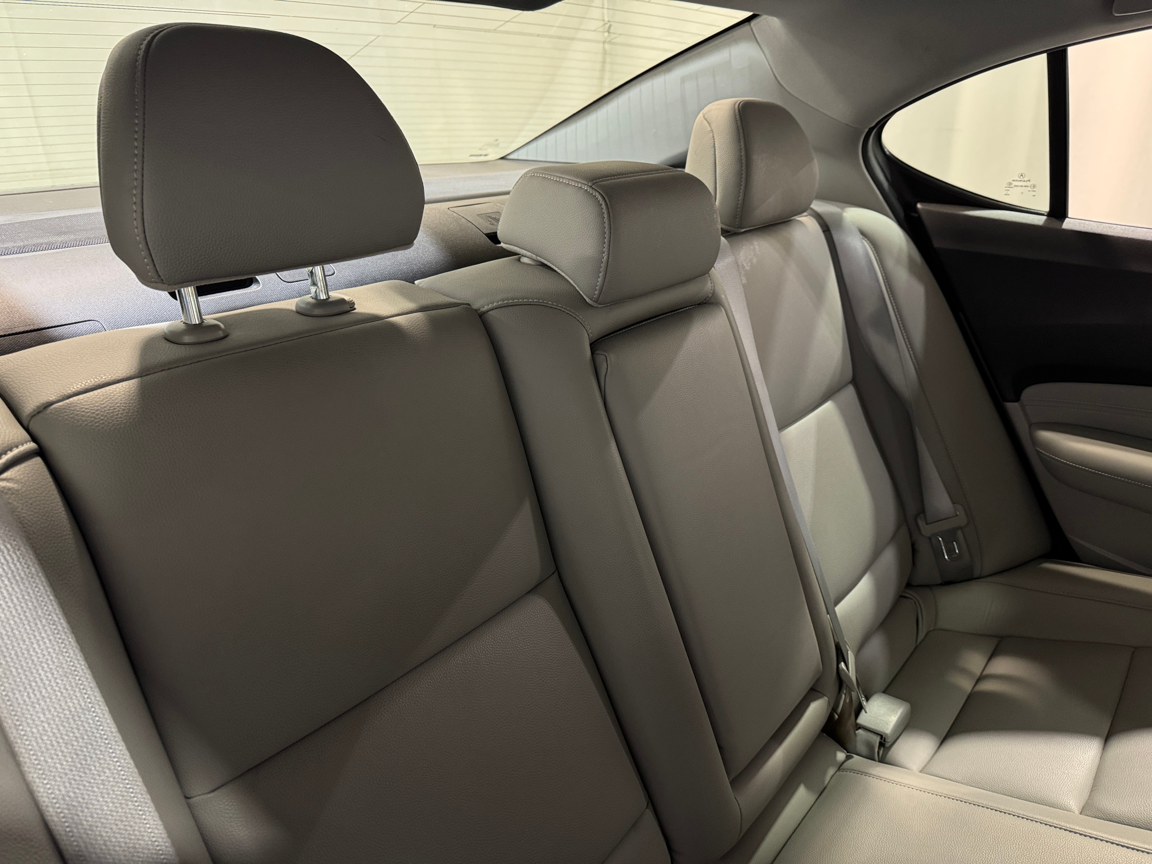 2018 Acura TLX Base 5