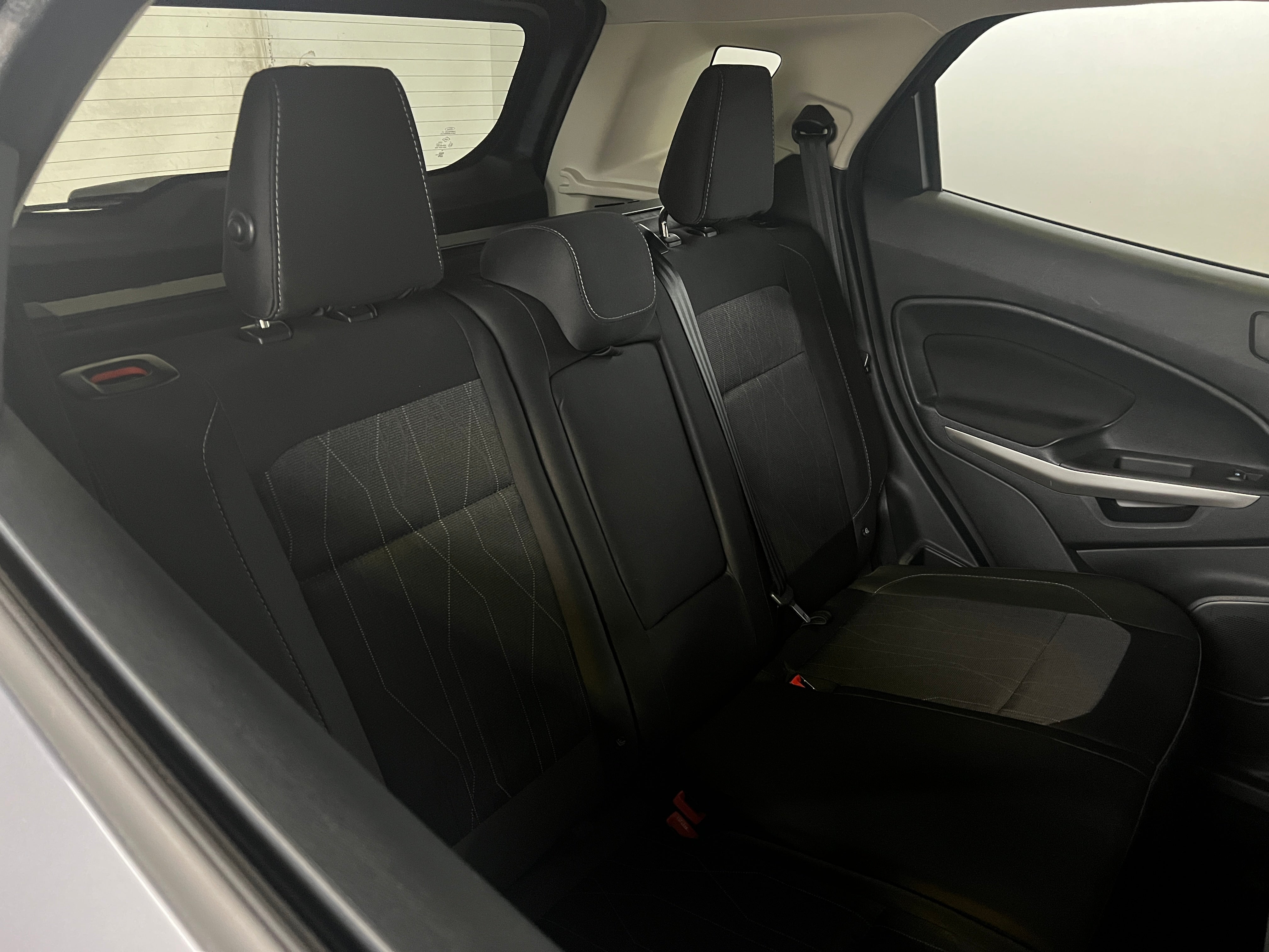 2018 Ford EcoSport SE 6