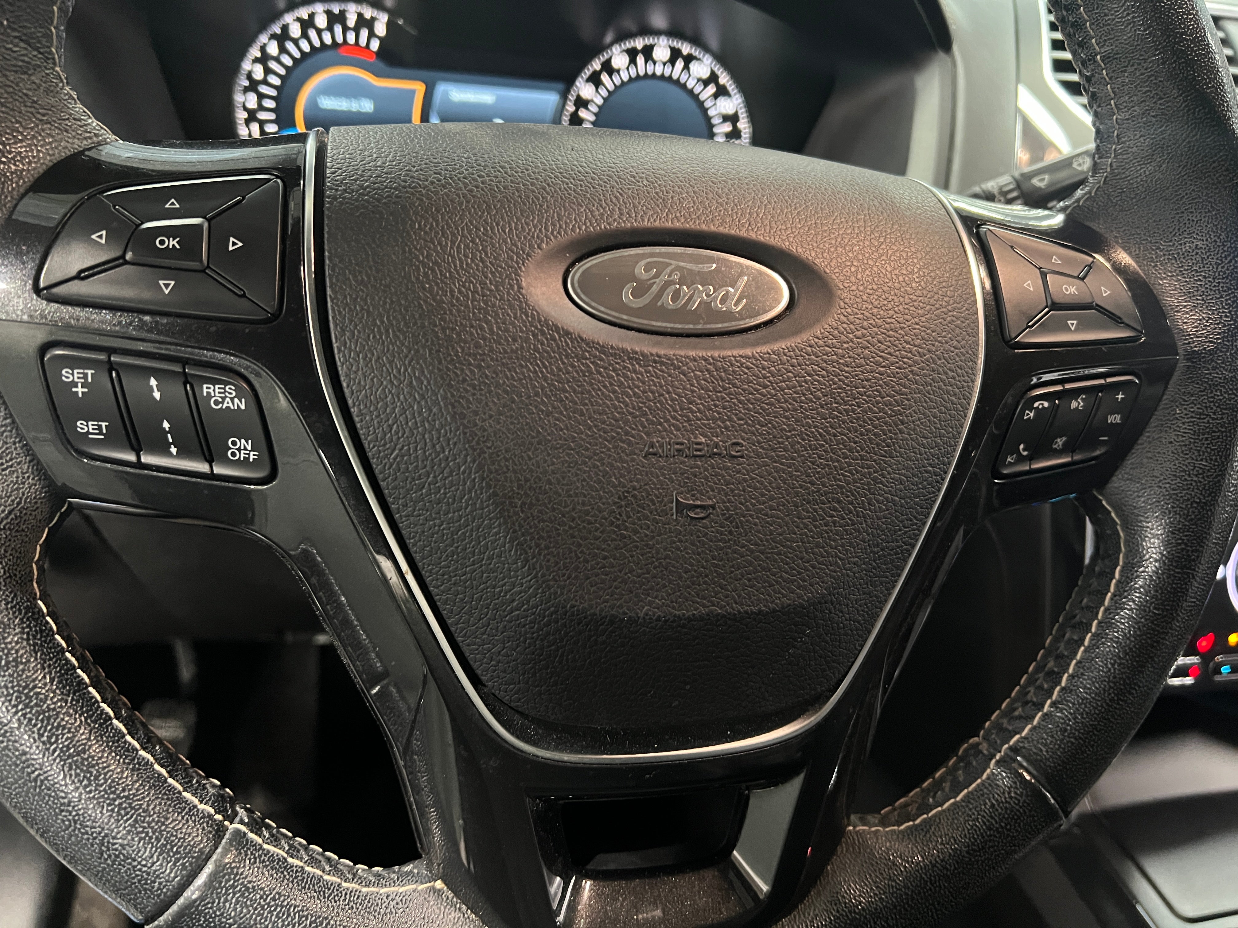 2018 Ford Explorer Platinum 4