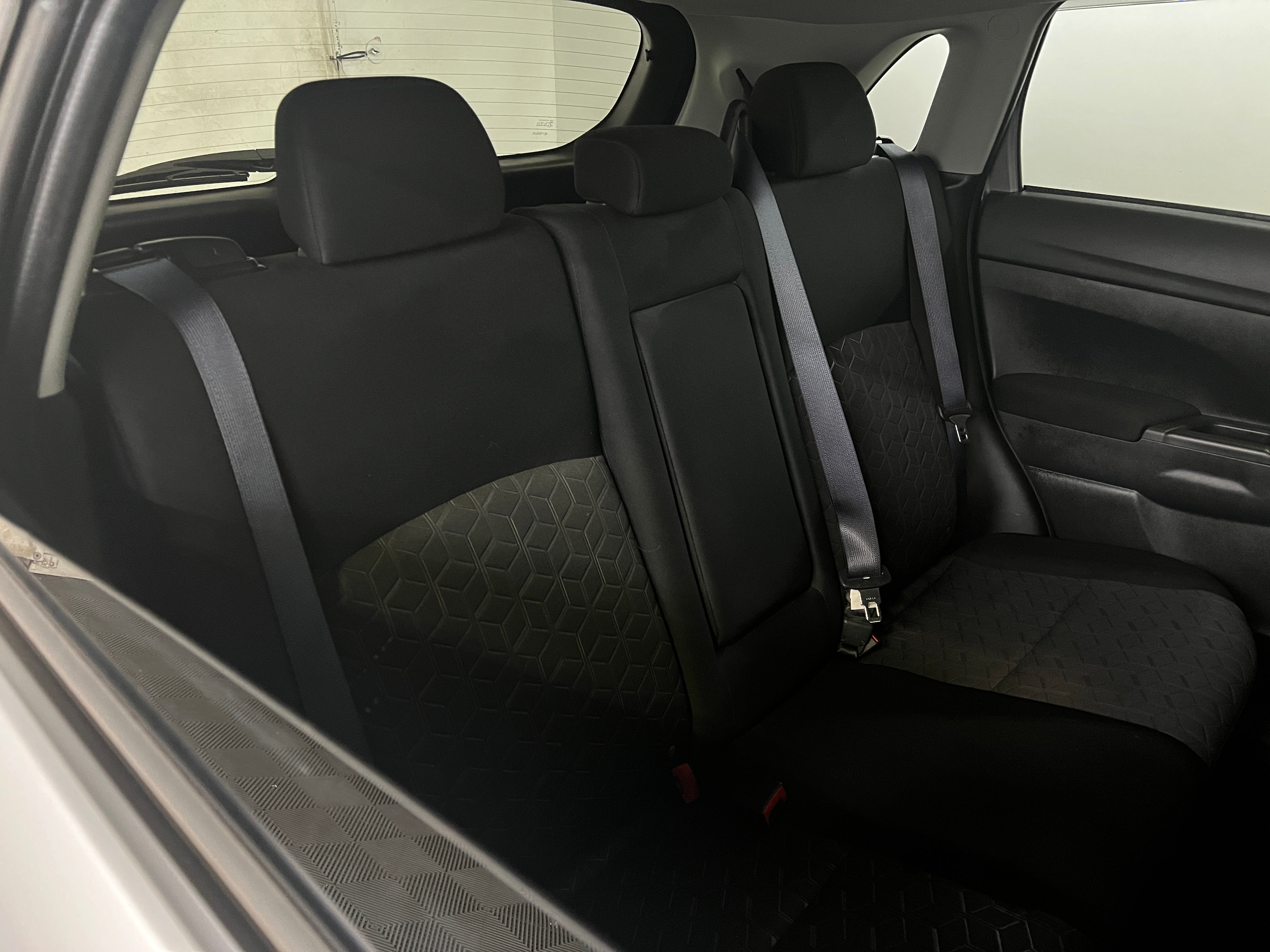 2022 Mitsubishi Outlander Sport ES 6