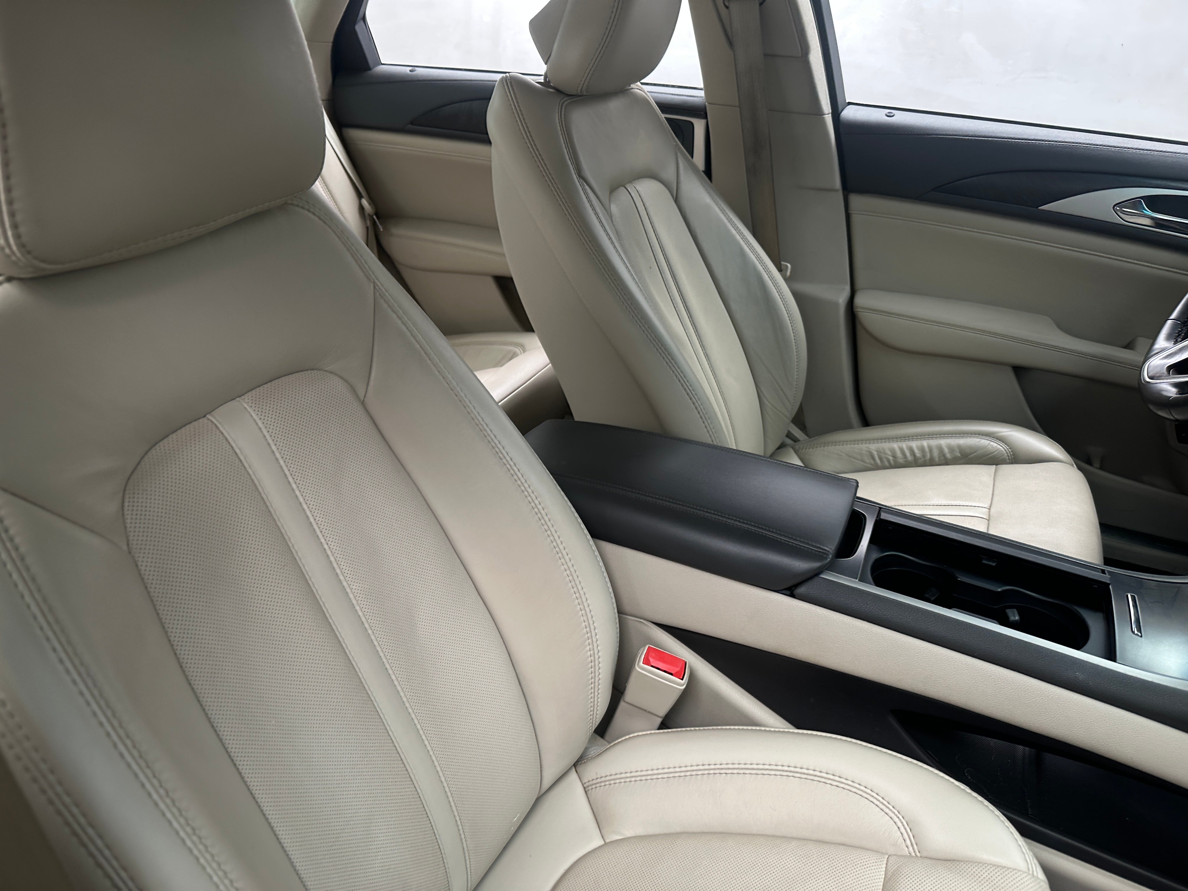 2018 Lincoln MKZ Reserve 2
