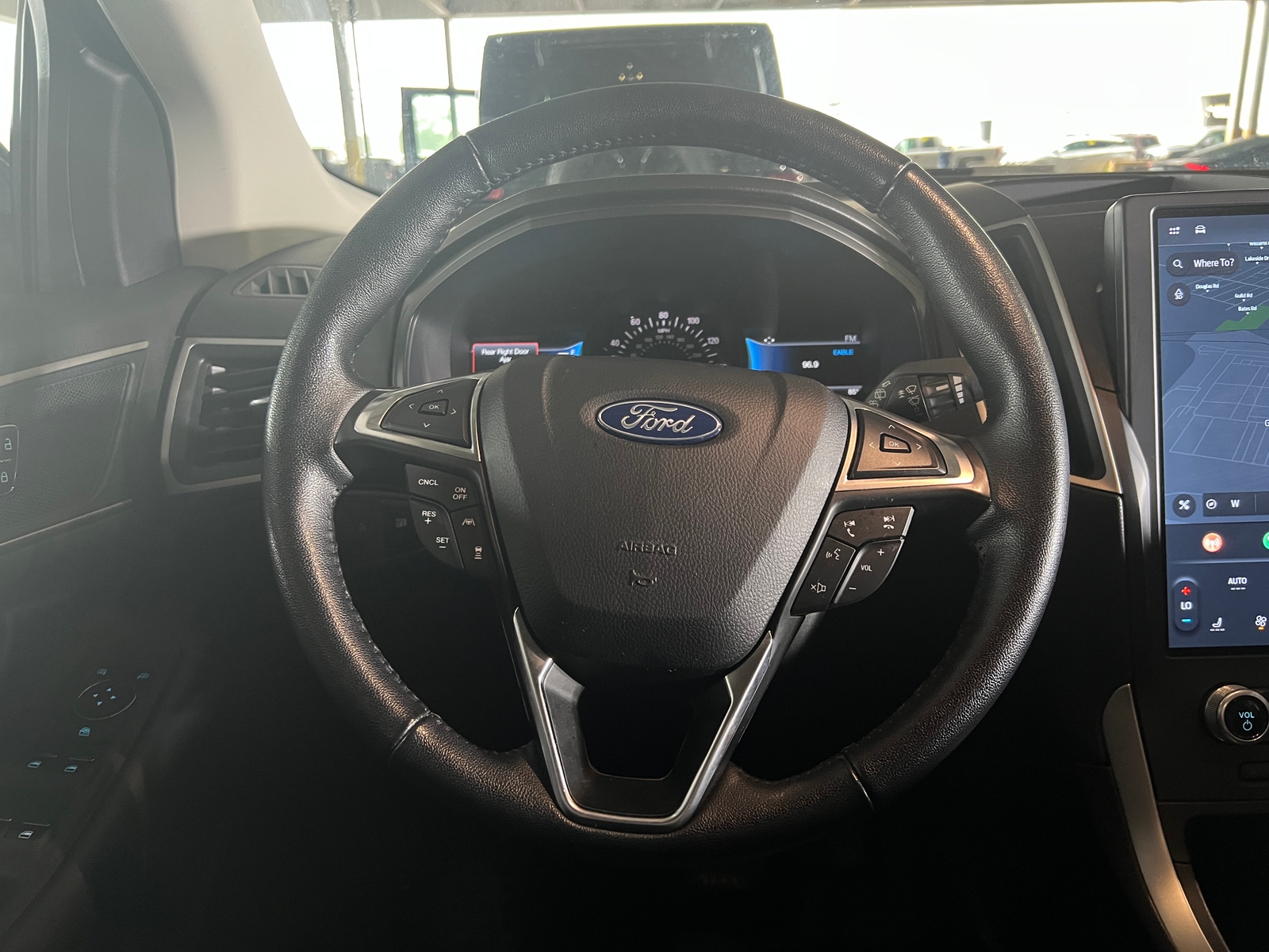 Thumbnail: 2023 Ford Edge - 4