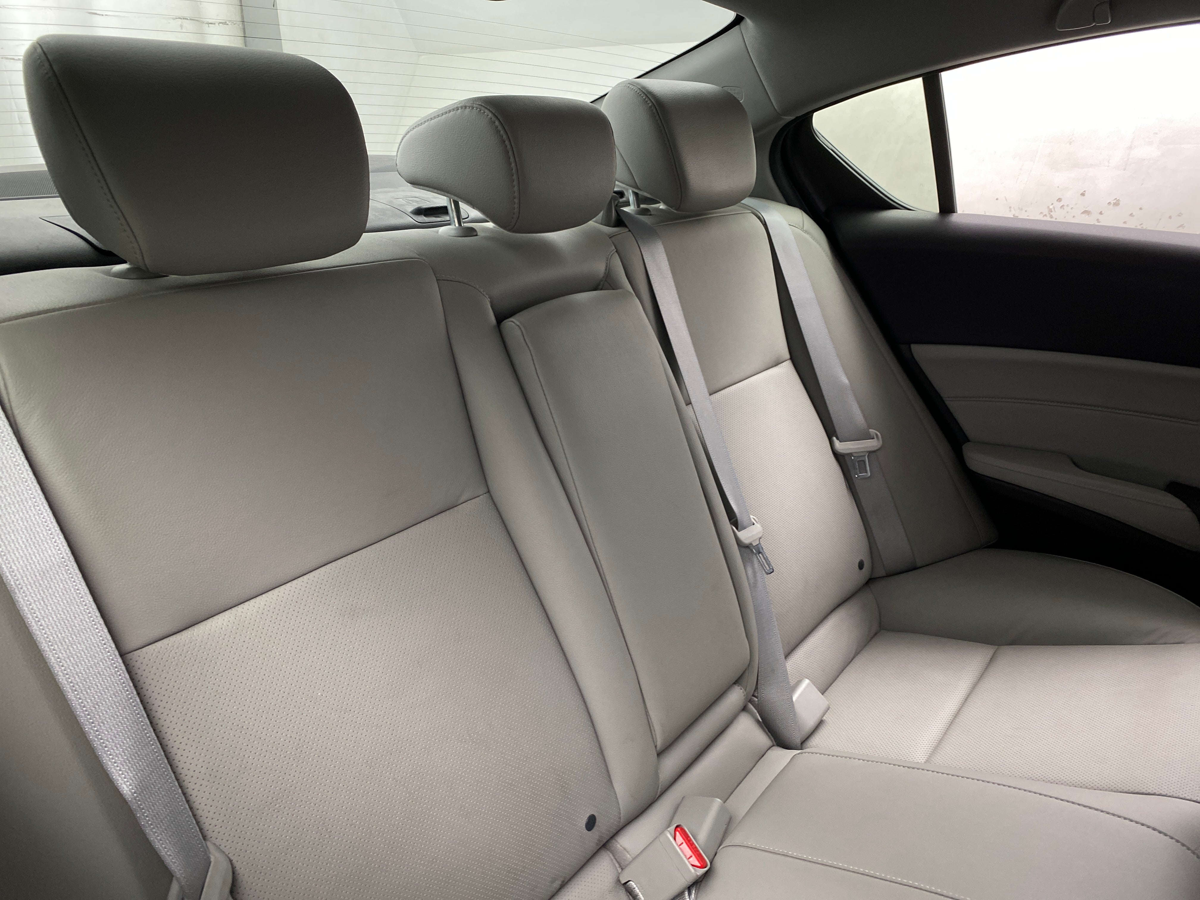 2016 Acura ILX  5