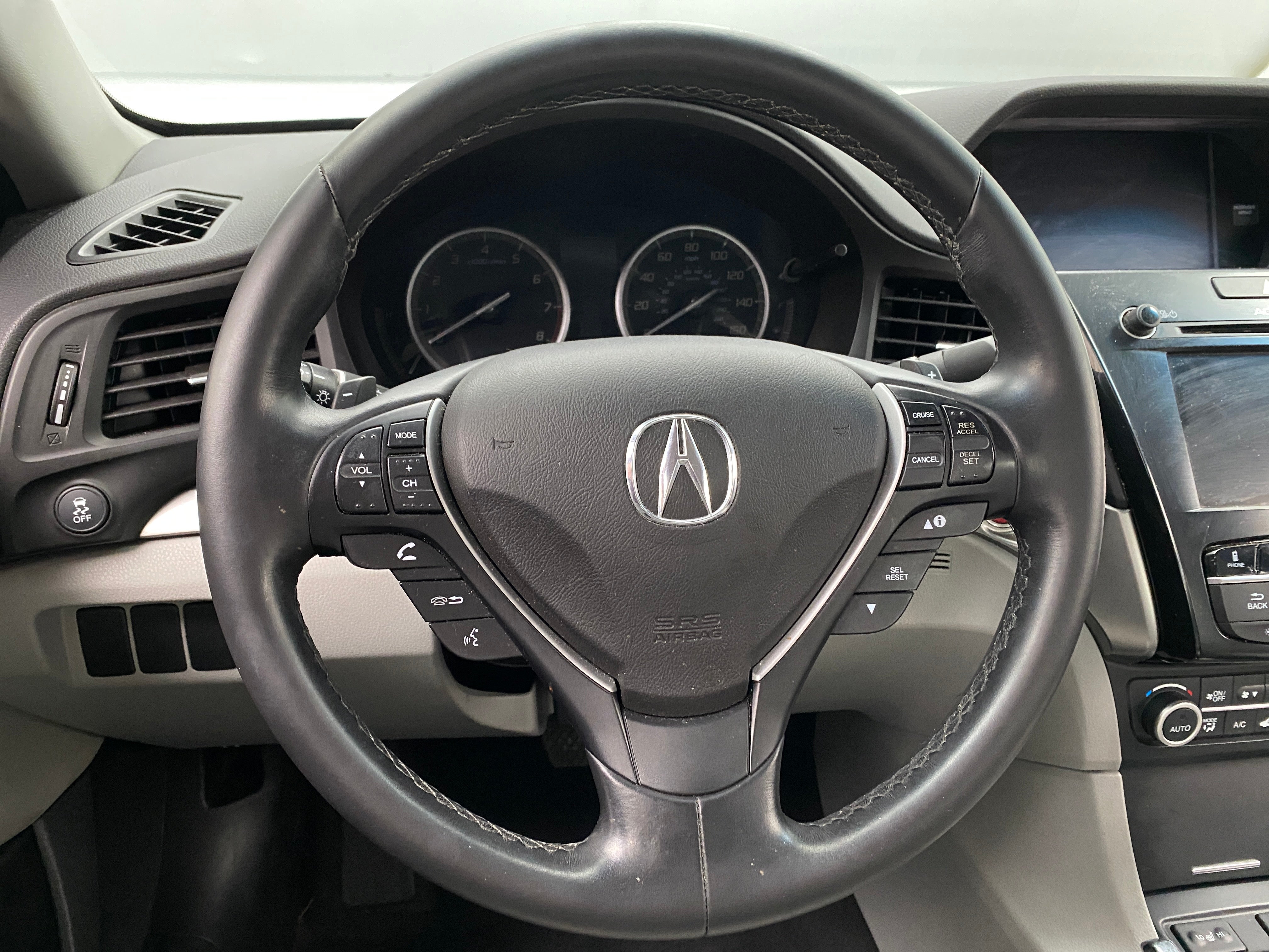 2016 Acura ILX  4