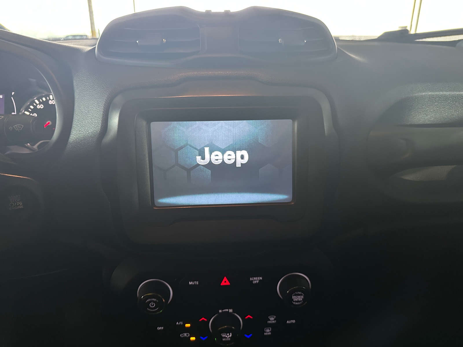 Thumbnail: 2020 Jeep Renegade - 4