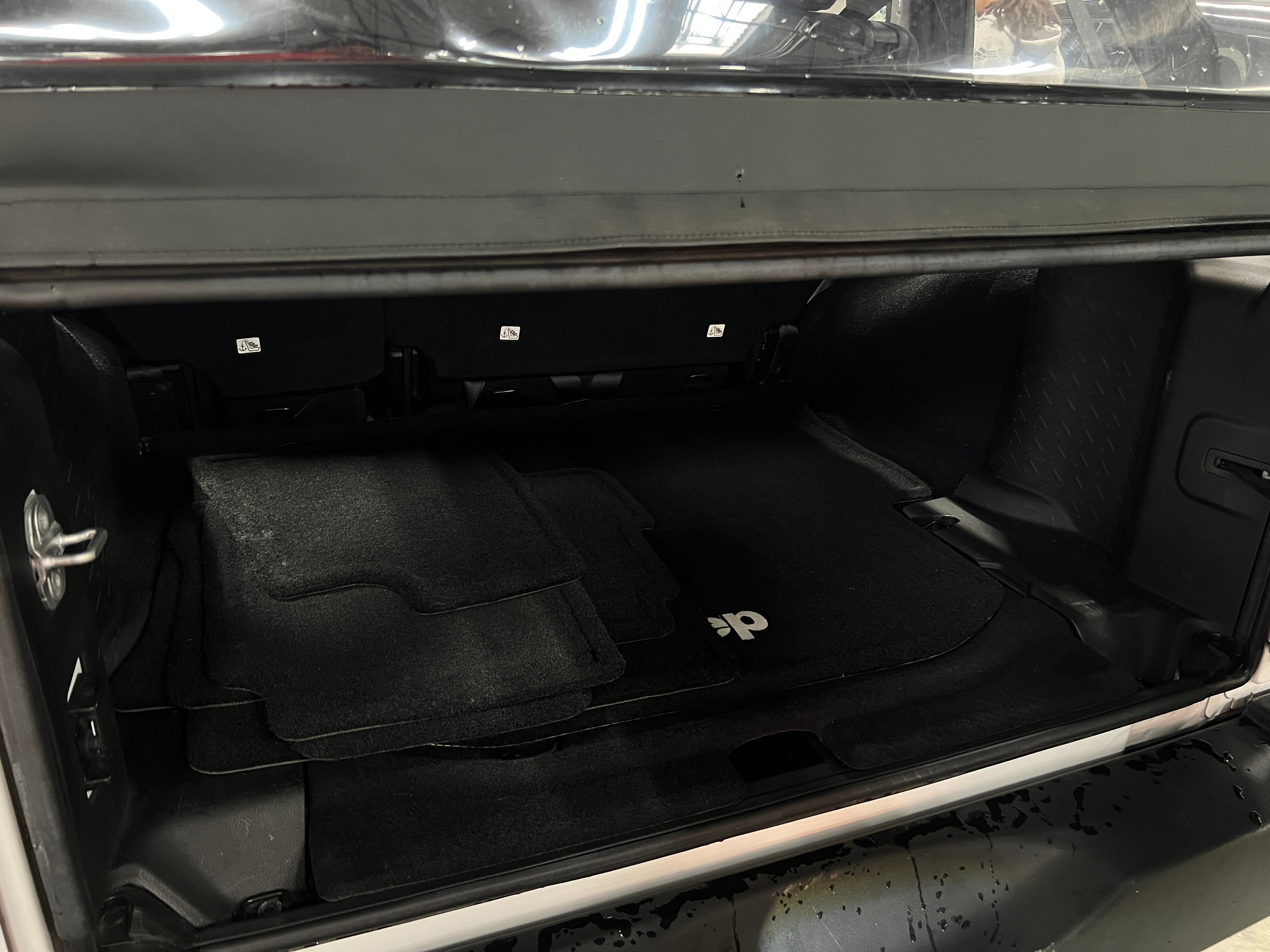 2013 Jeep Wrangler Unlimited Sport 6