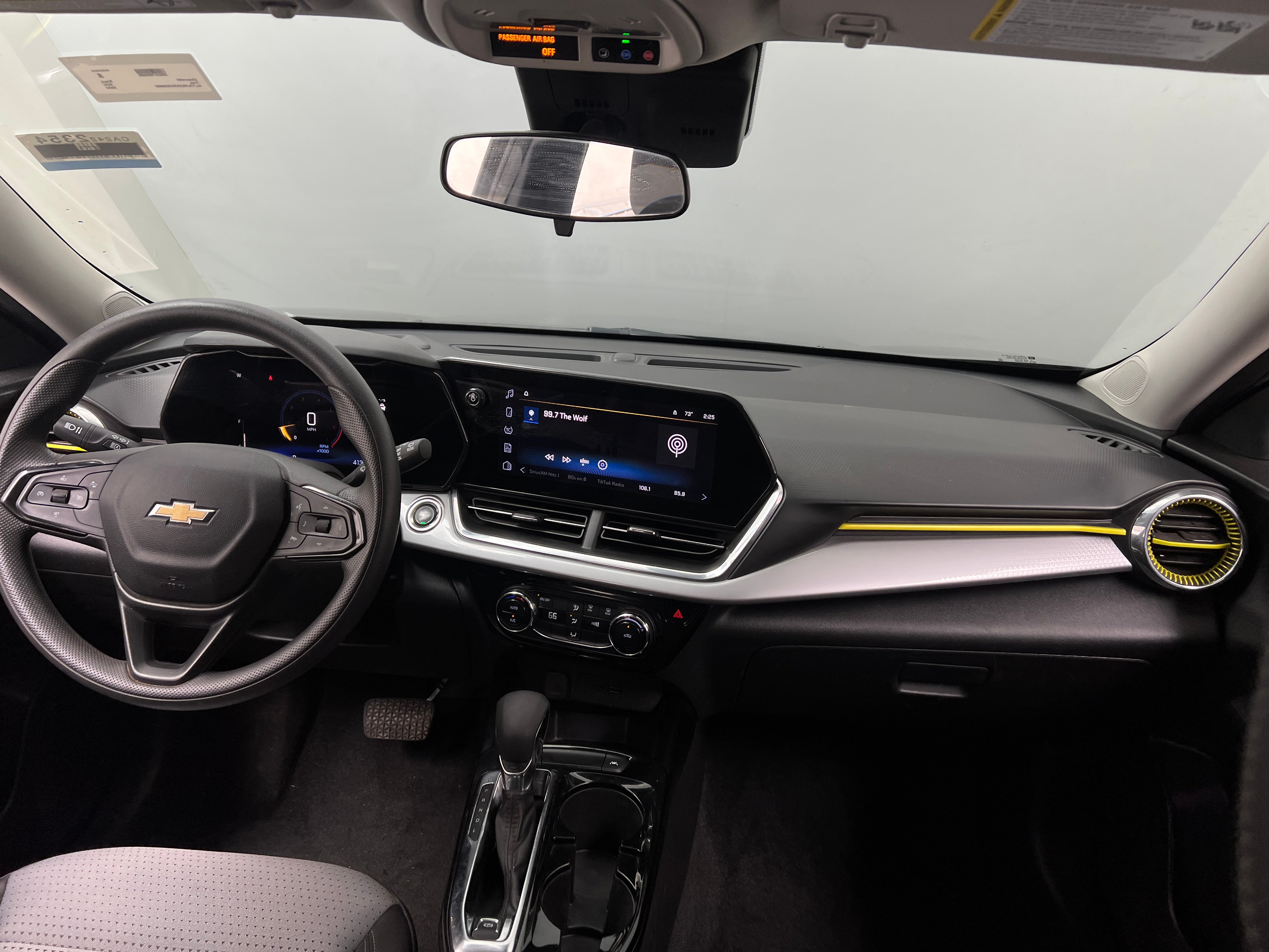 Thumbnail: 2024 Chevrolet Trax - 3