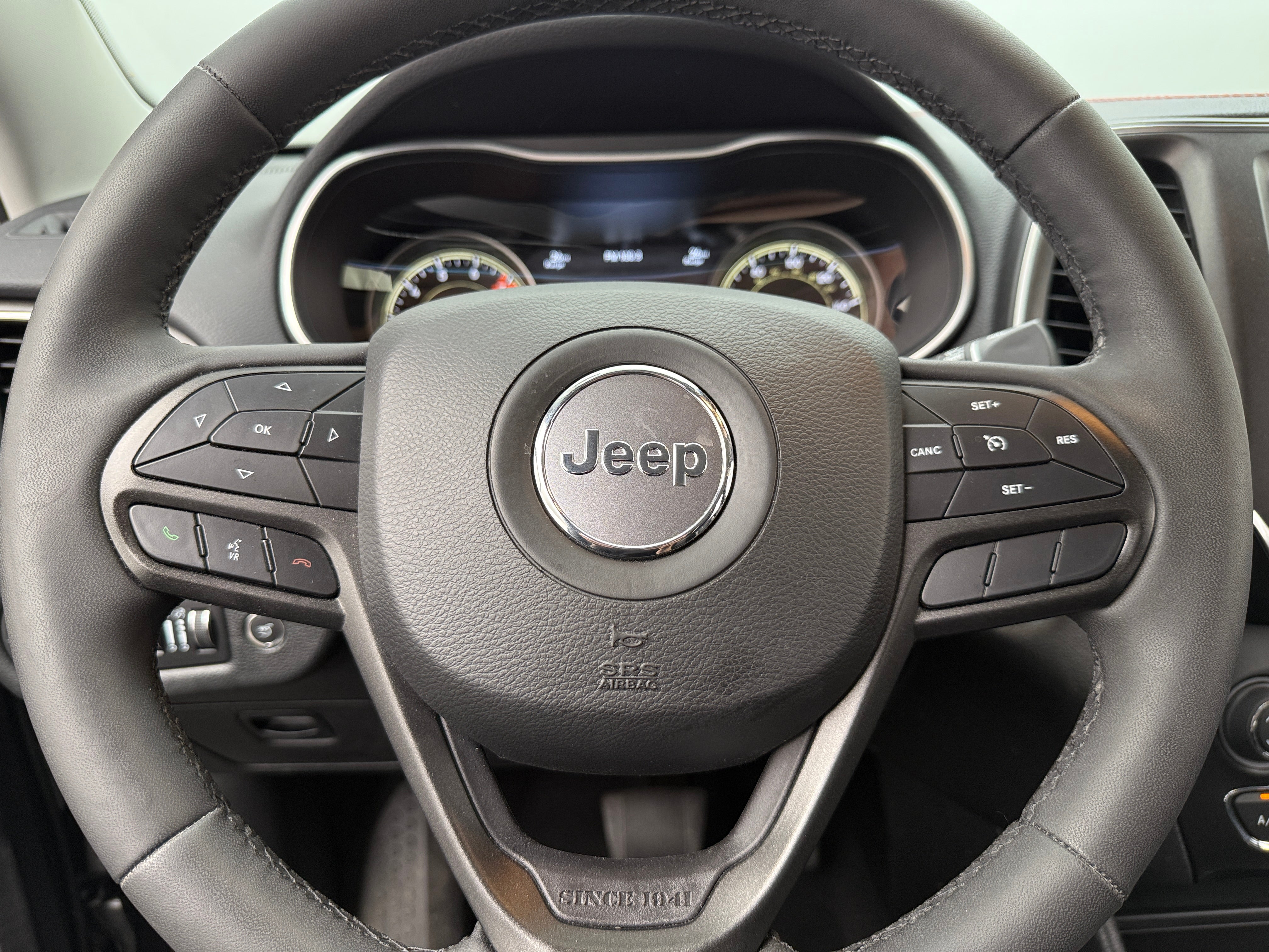 2022 Jeep Cherokee Trailhawk 5