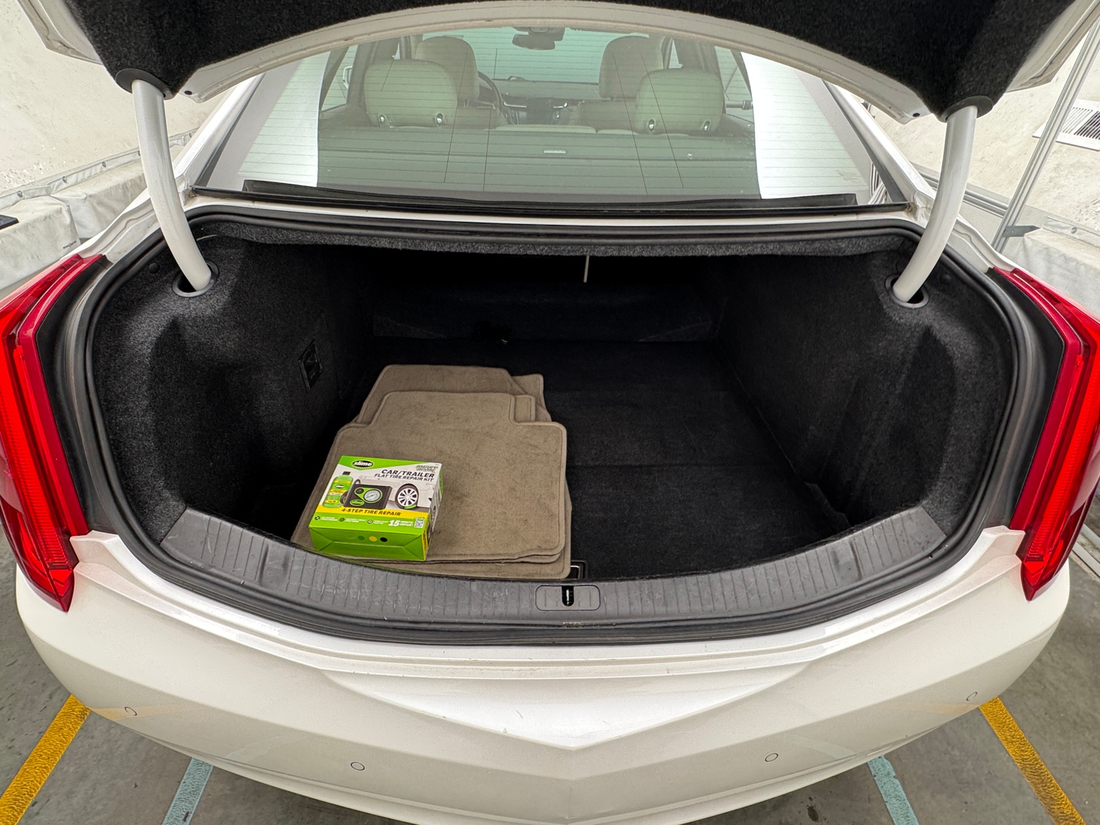 Thumbnail: 2016 Cadillac XTS - 6