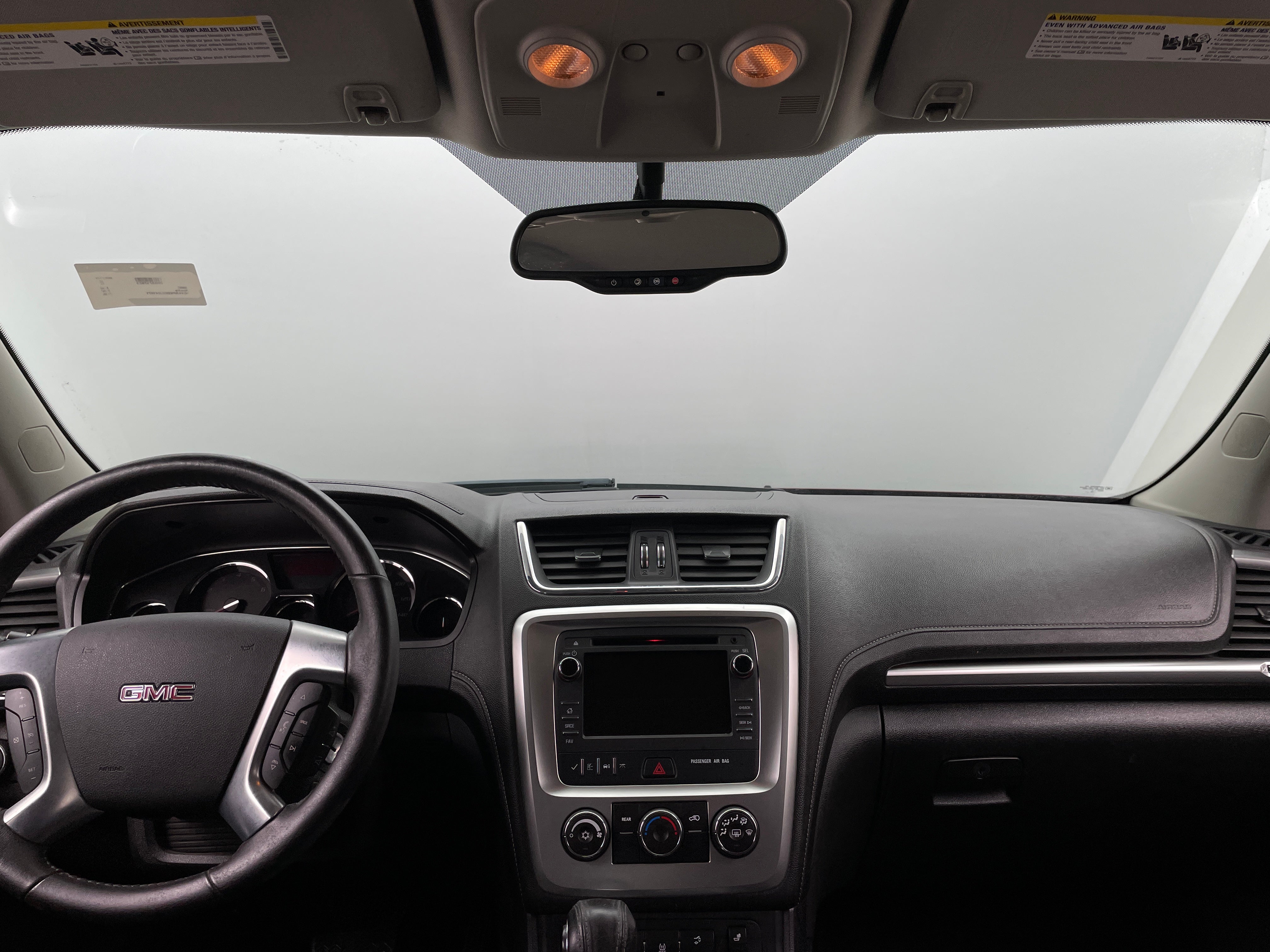 2016 GMC Acadia SLE 3