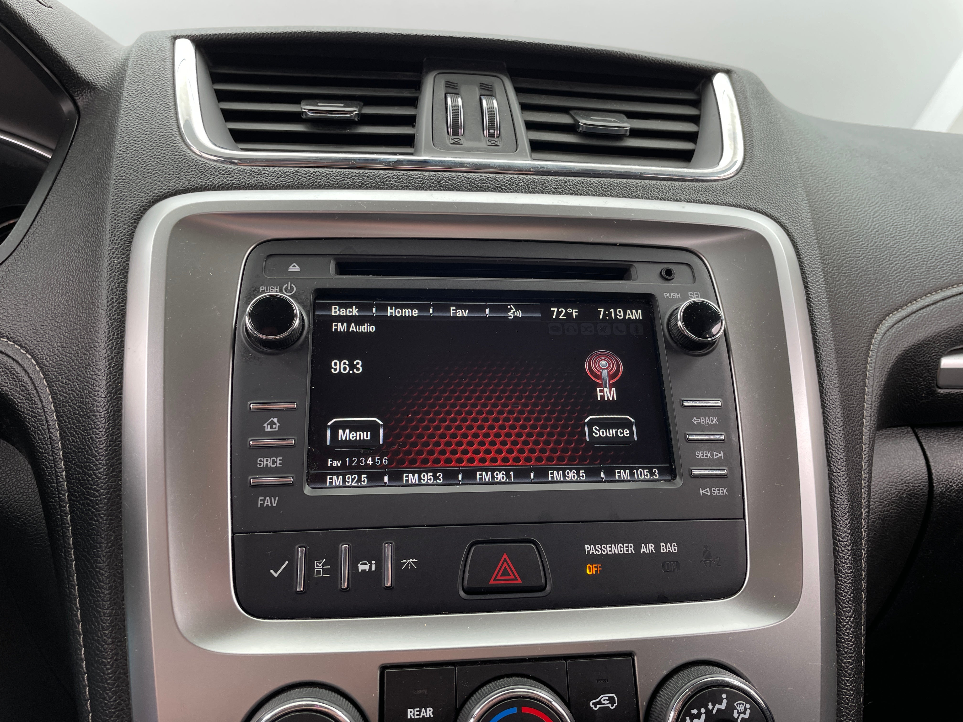 2016 GMC Acadia SLE 4