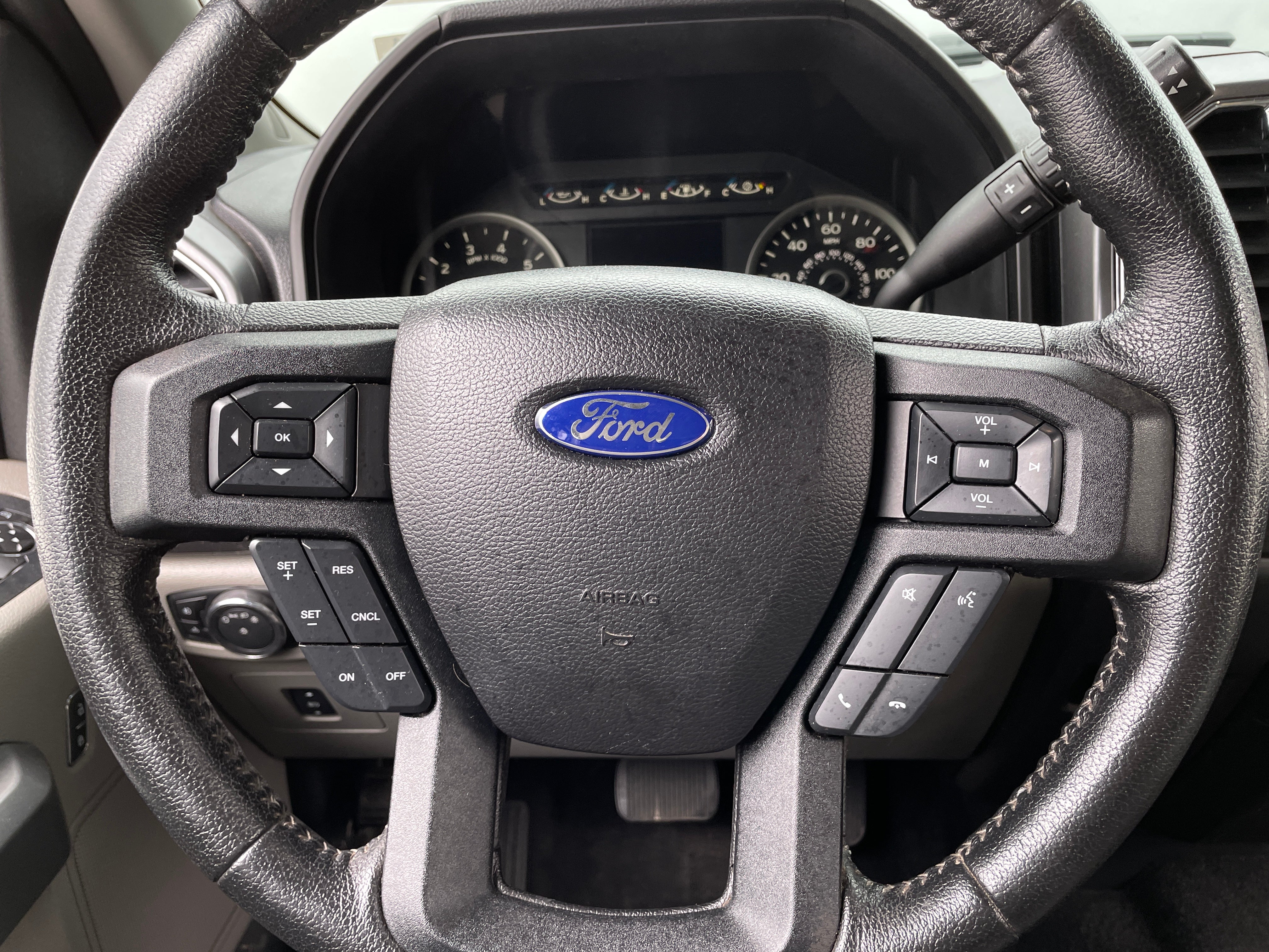 2015 Ford Econoline E-150 5