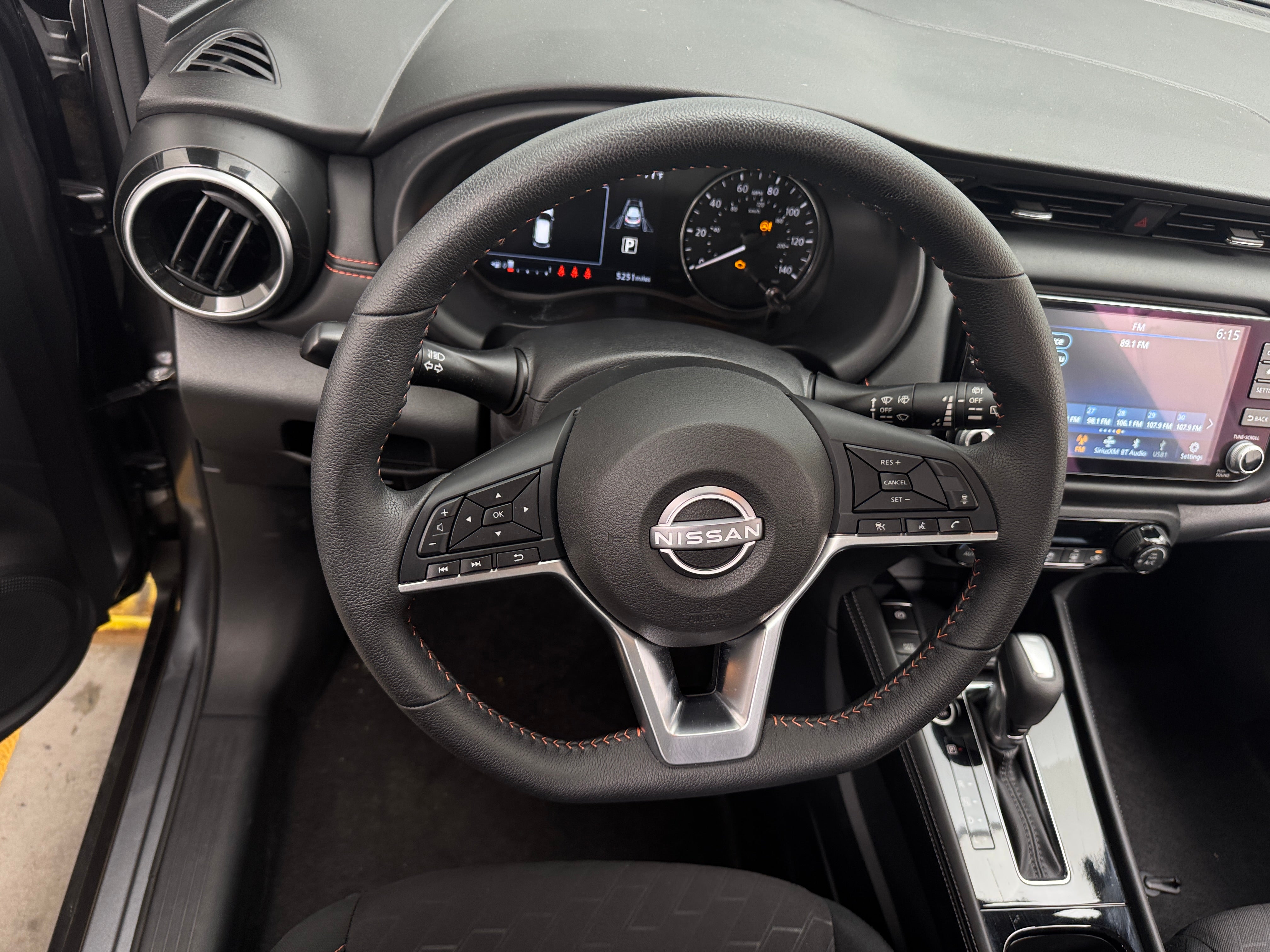 2024 Nissan Kicks SR 5