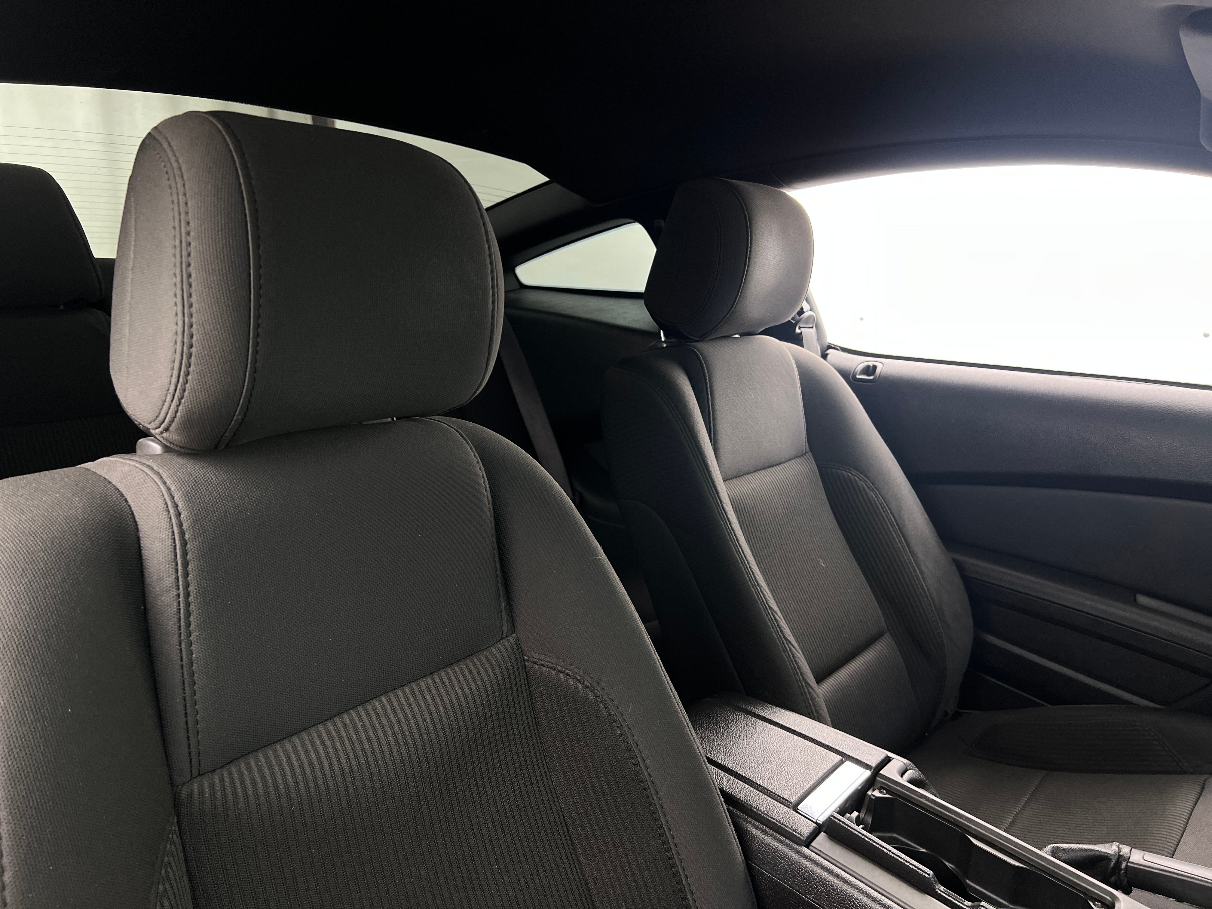 2013 Ford Mustang V6 2