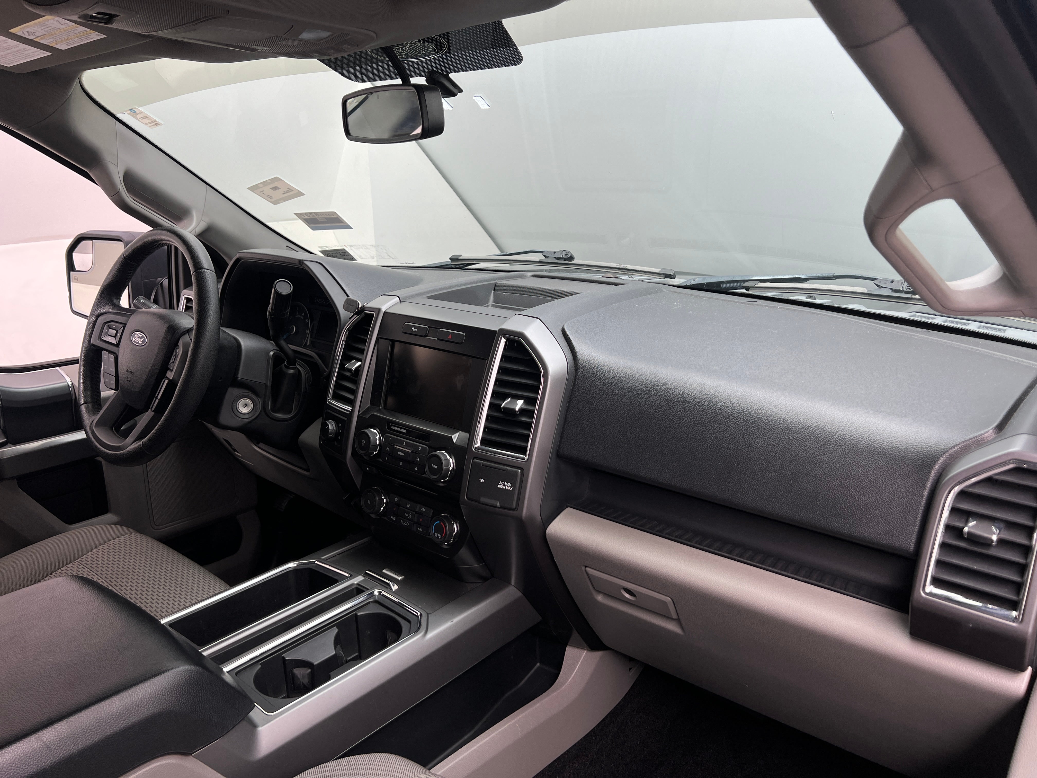 2015 Ford Econoline E-150 3