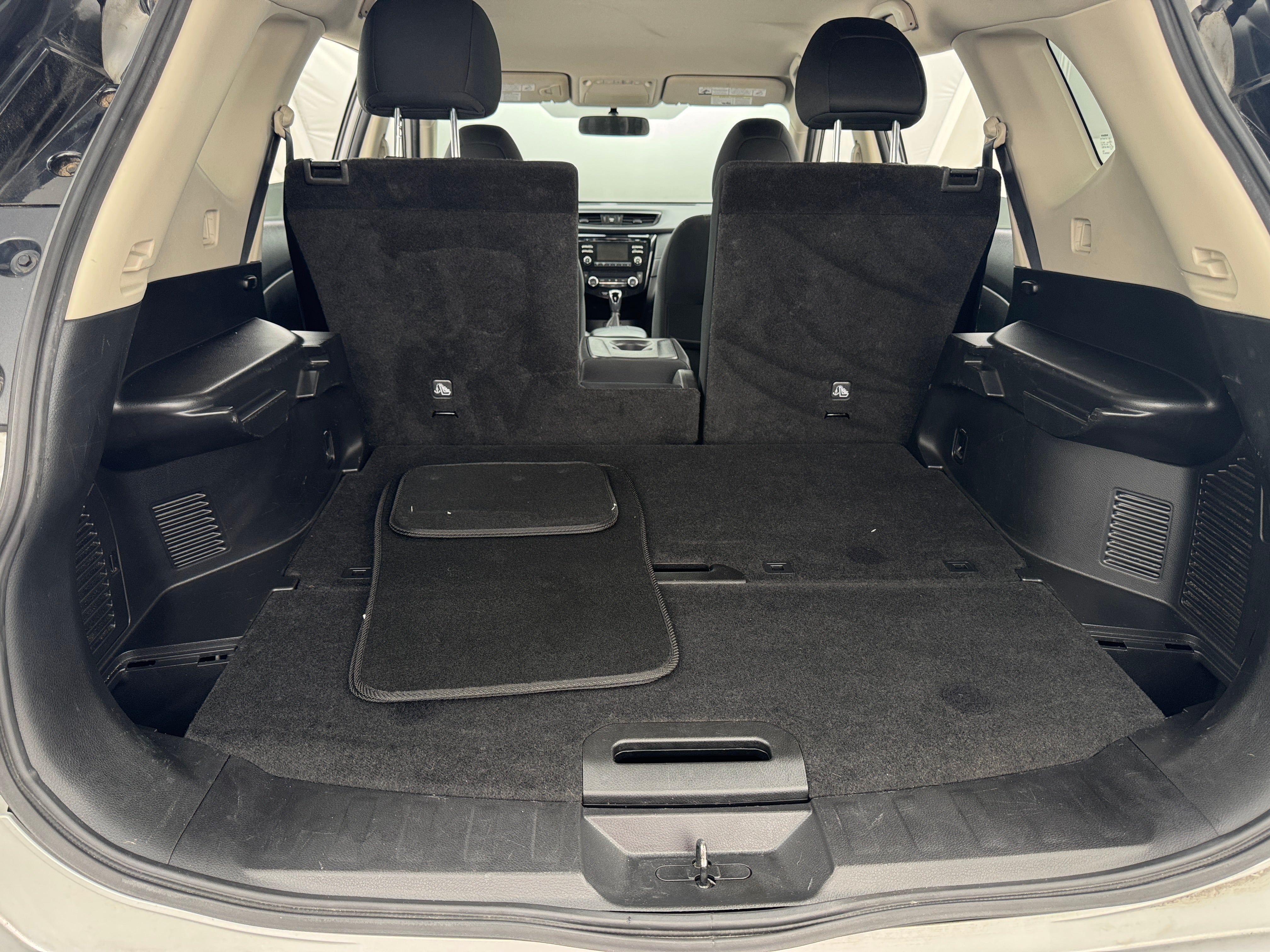 2017 Nissan Rogue SV 7