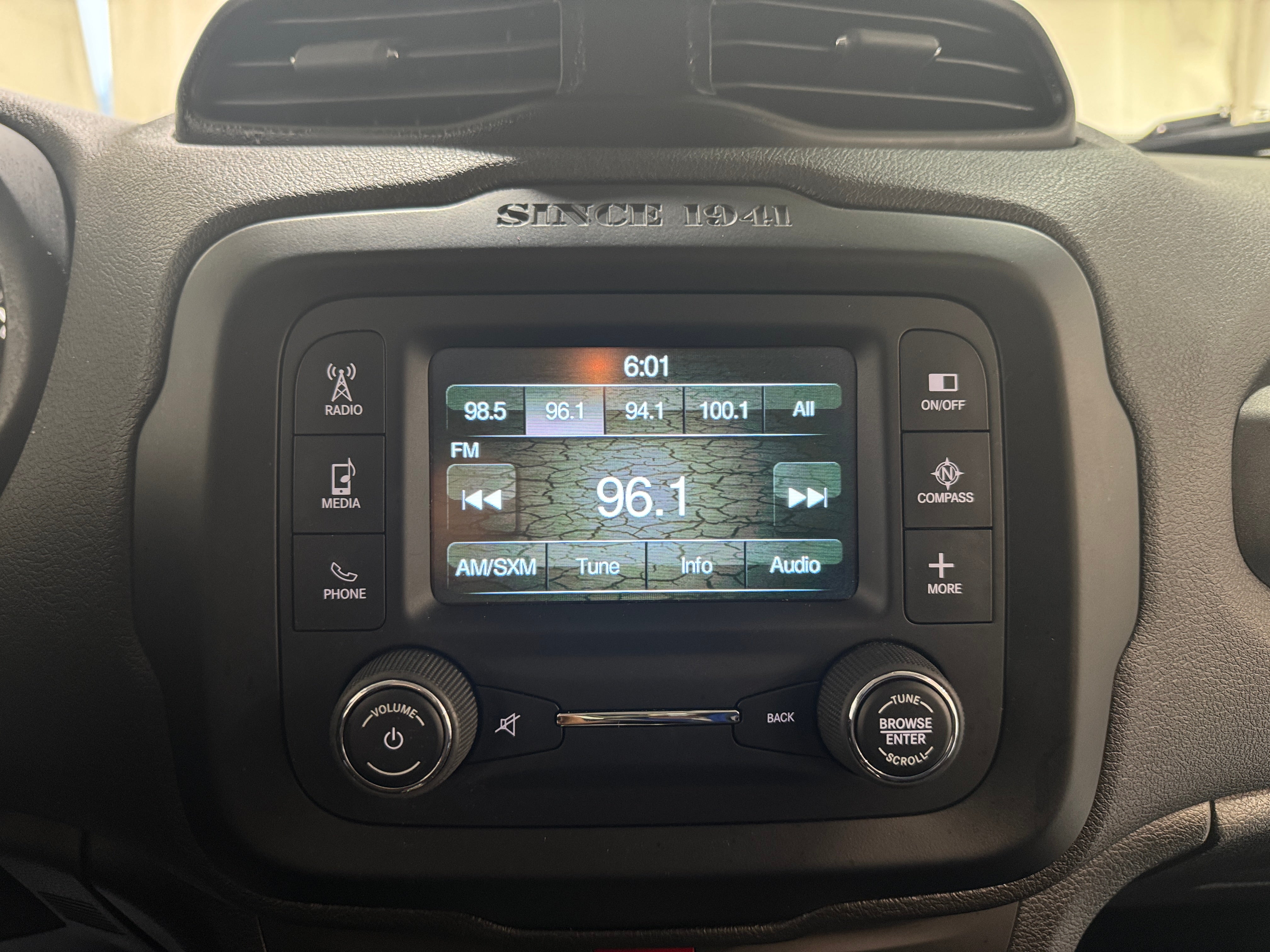 2016 Jeep Renegade Latitude 4