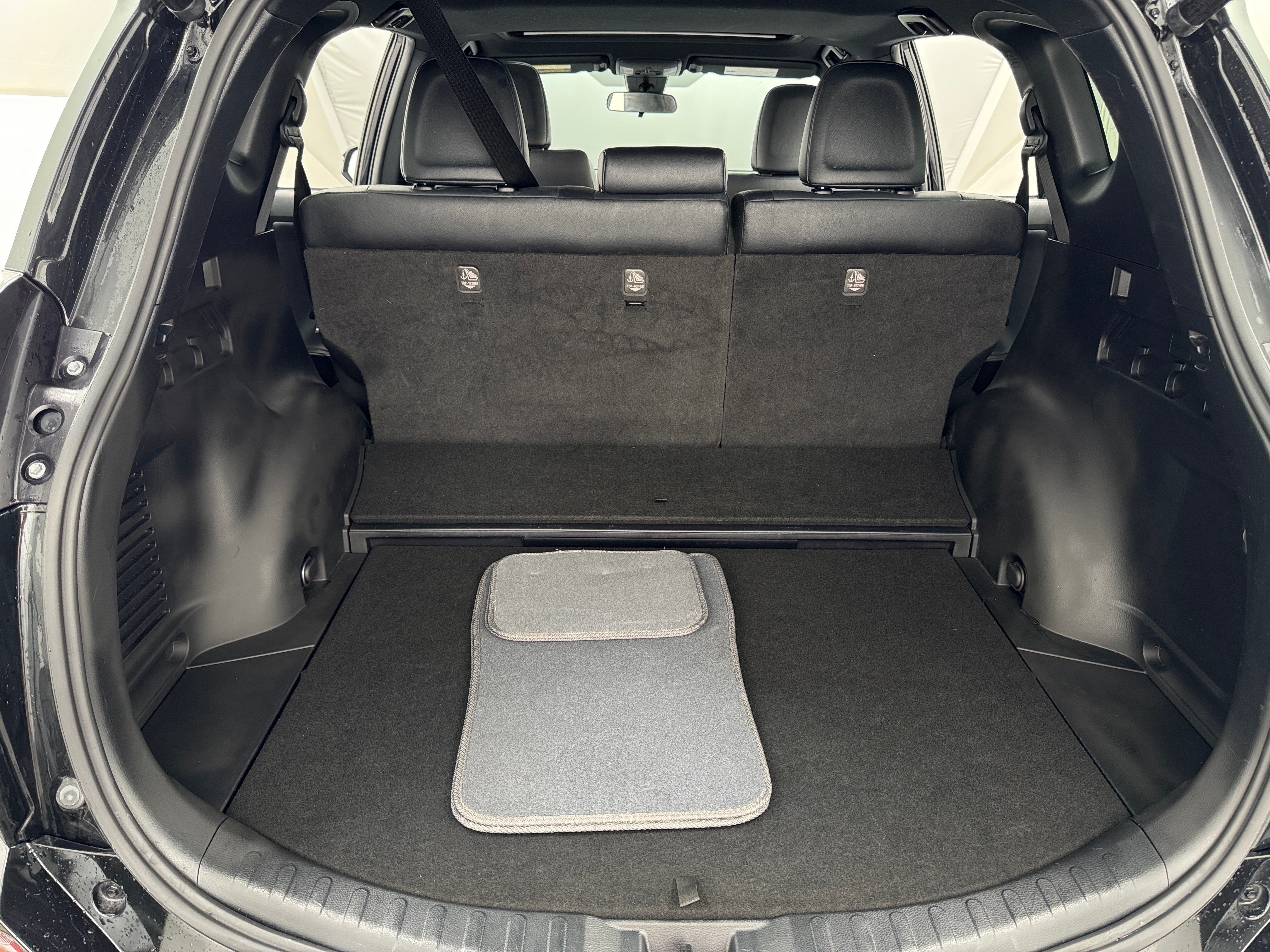 2017 Toyota RAV4 SE 6
