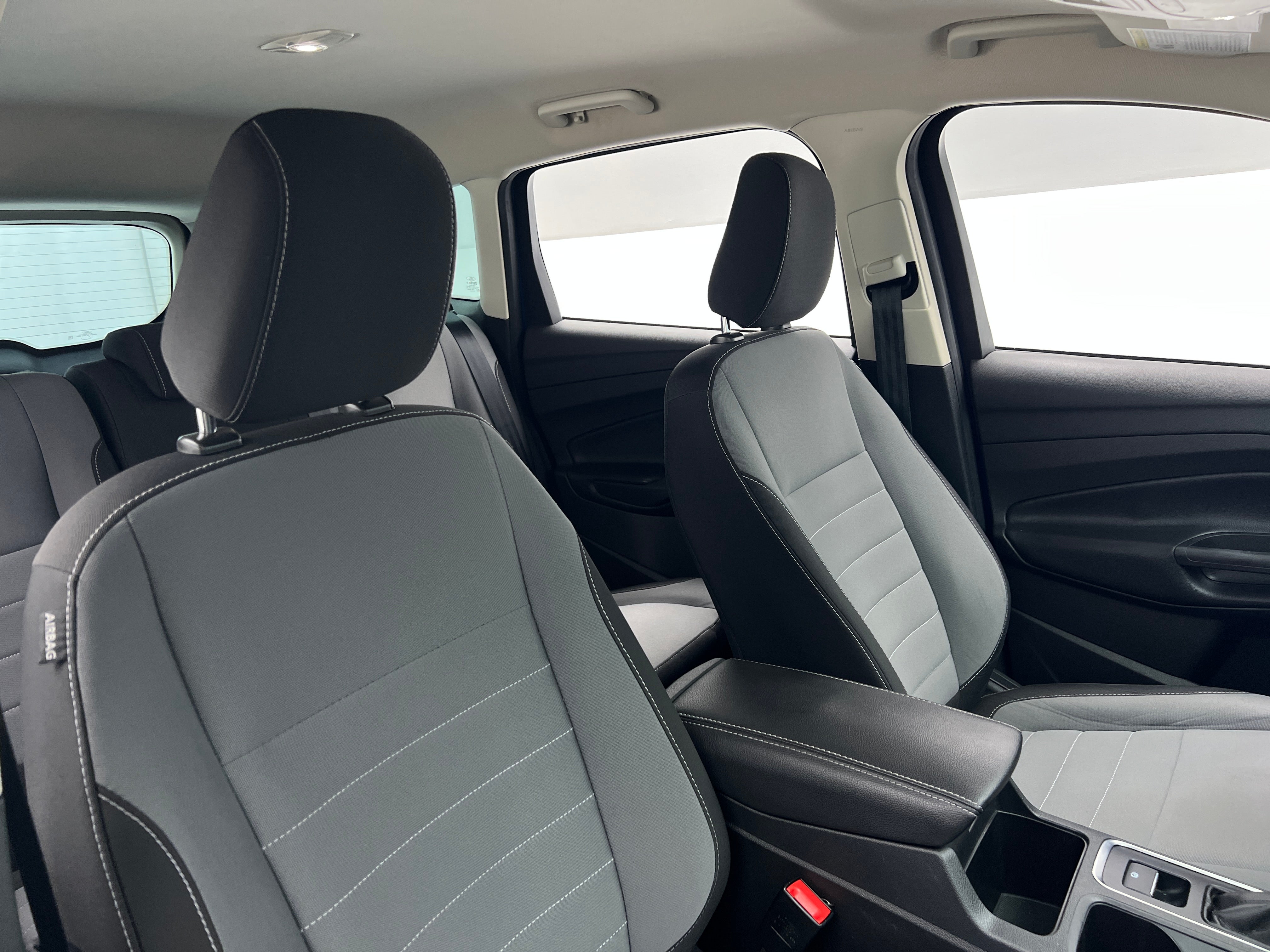 2019 Ford Escape S 2