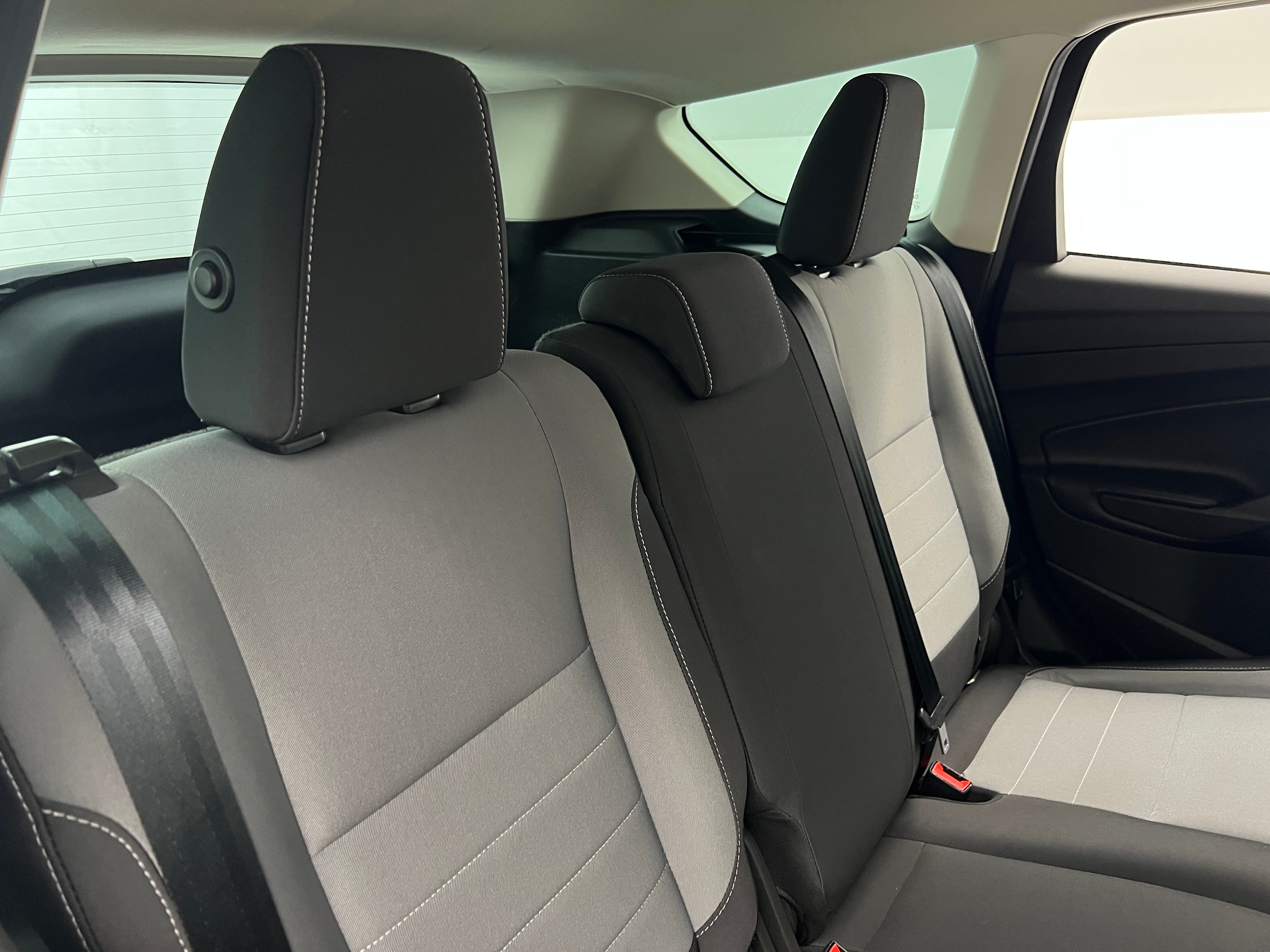 2019 Ford Escape S 6