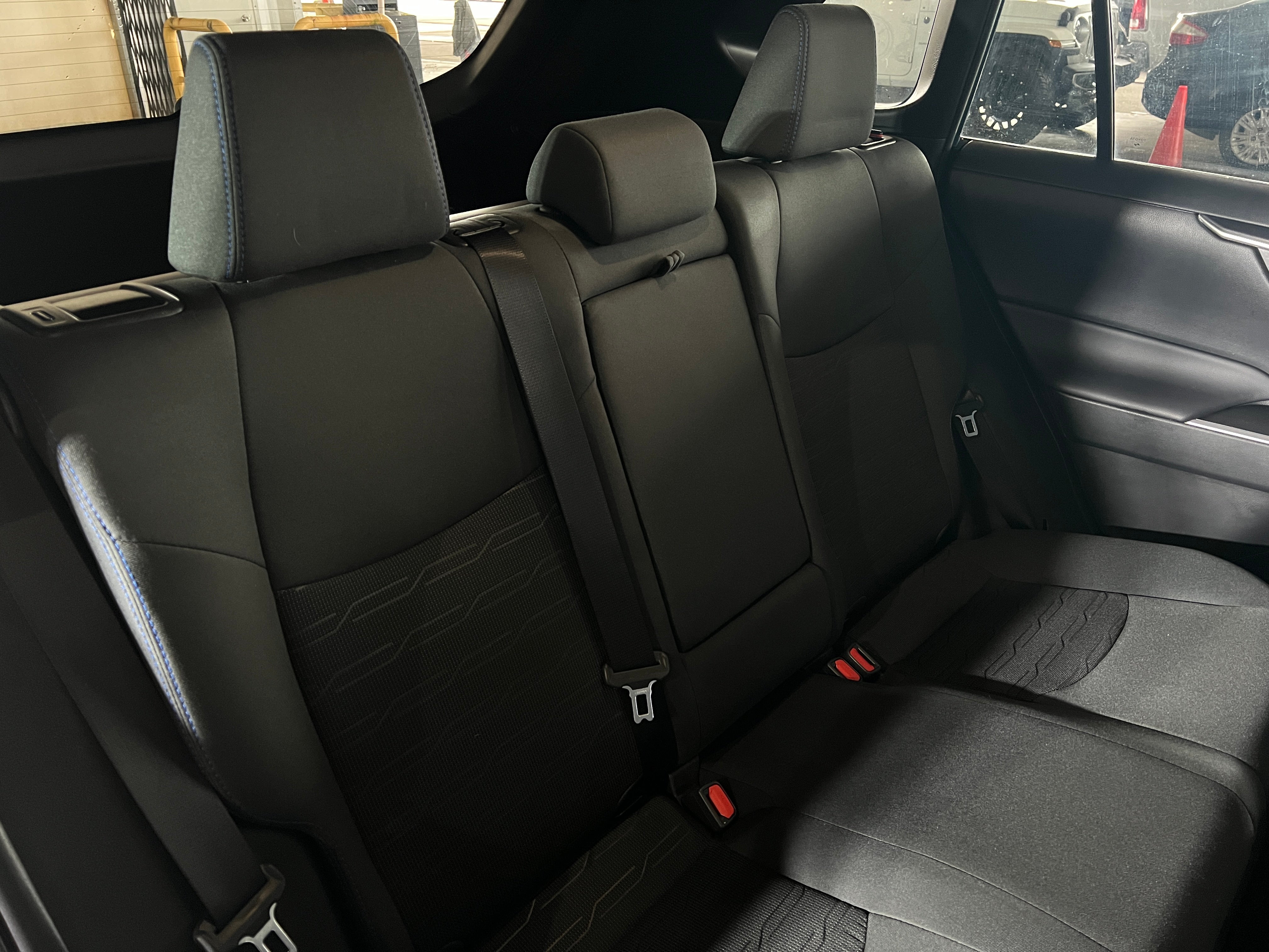 2024 Toyota RAV4 SE 6