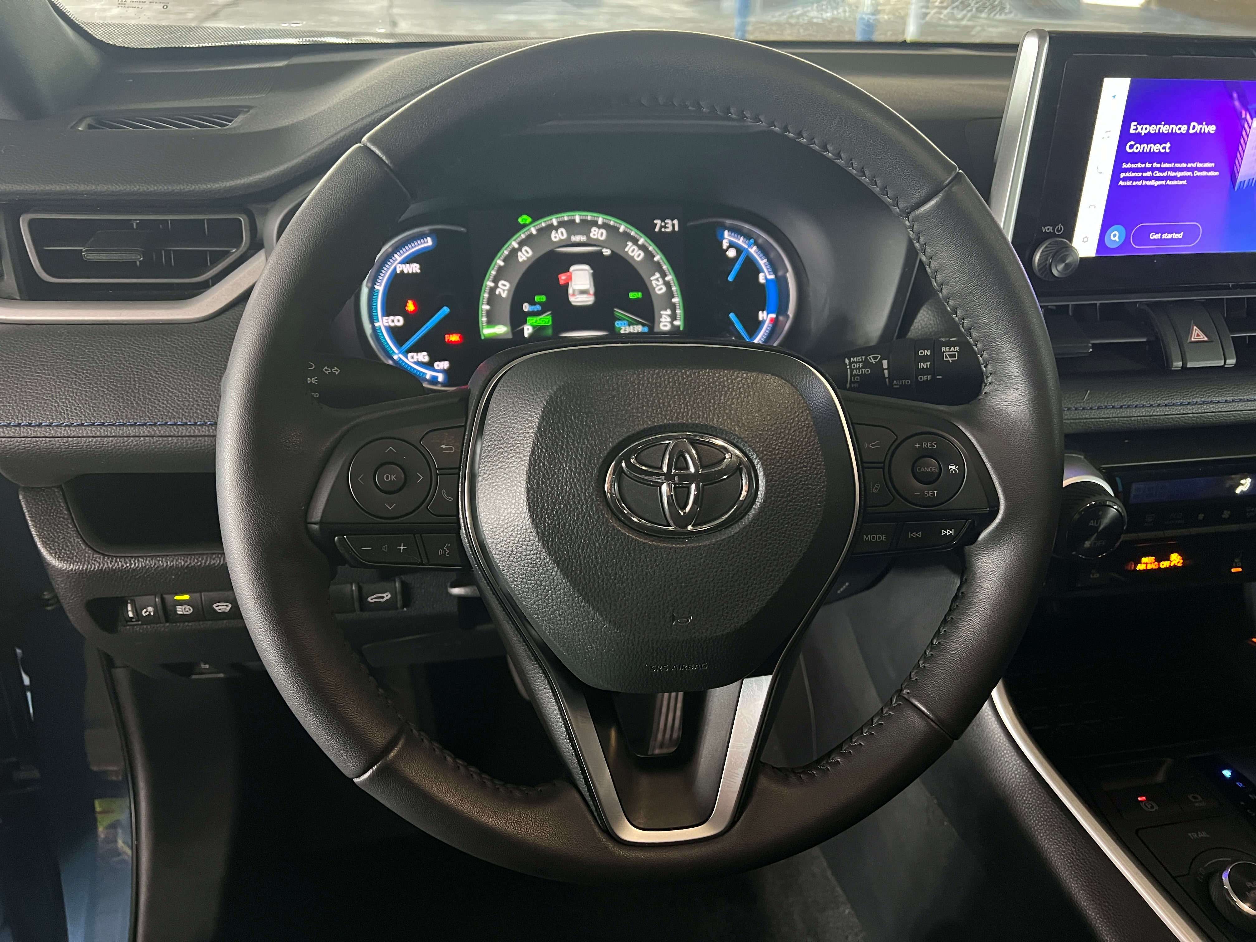 2024 Toyota RAV4 SE 5