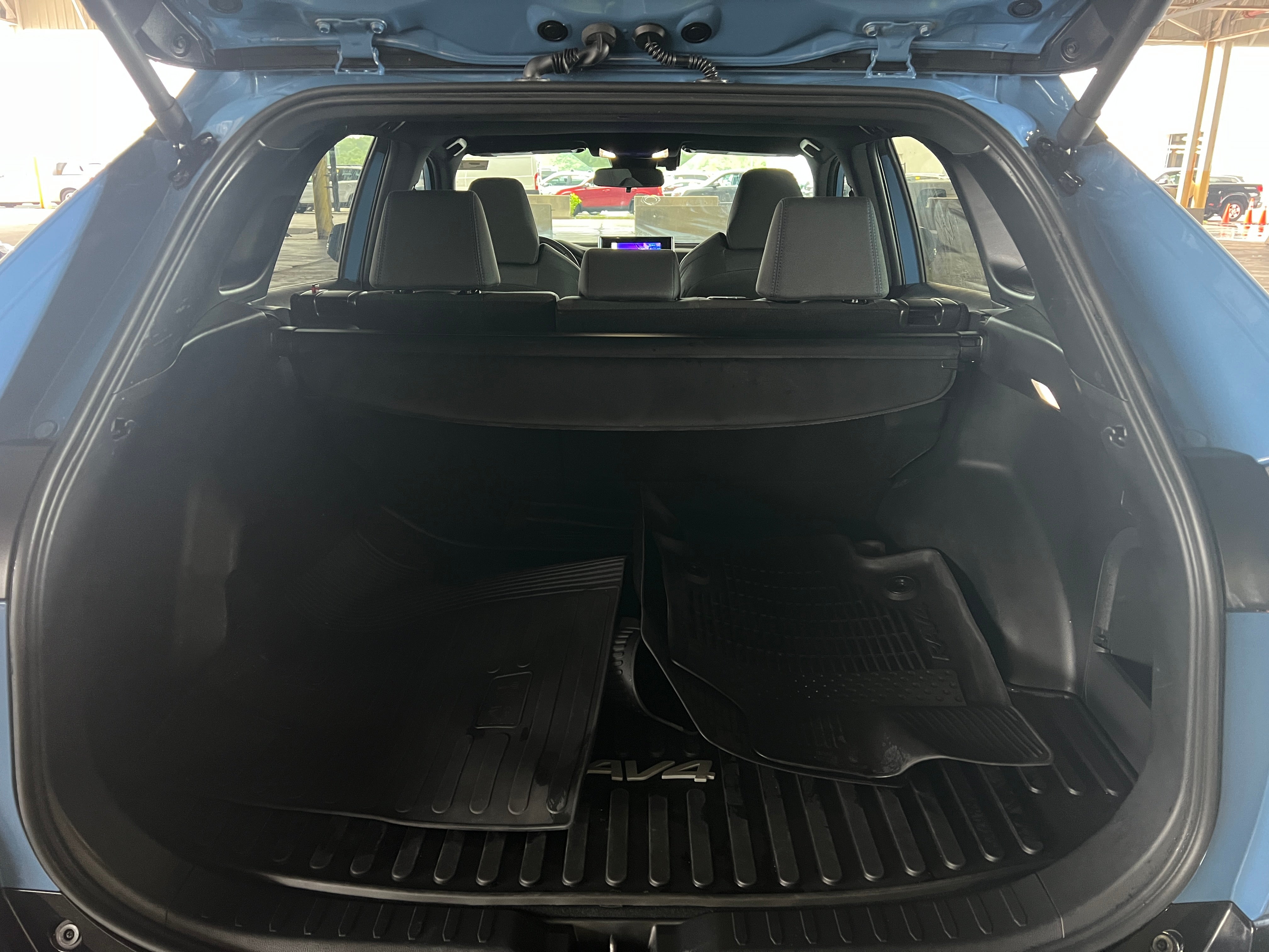 2024 Toyota RAV4 SE 7