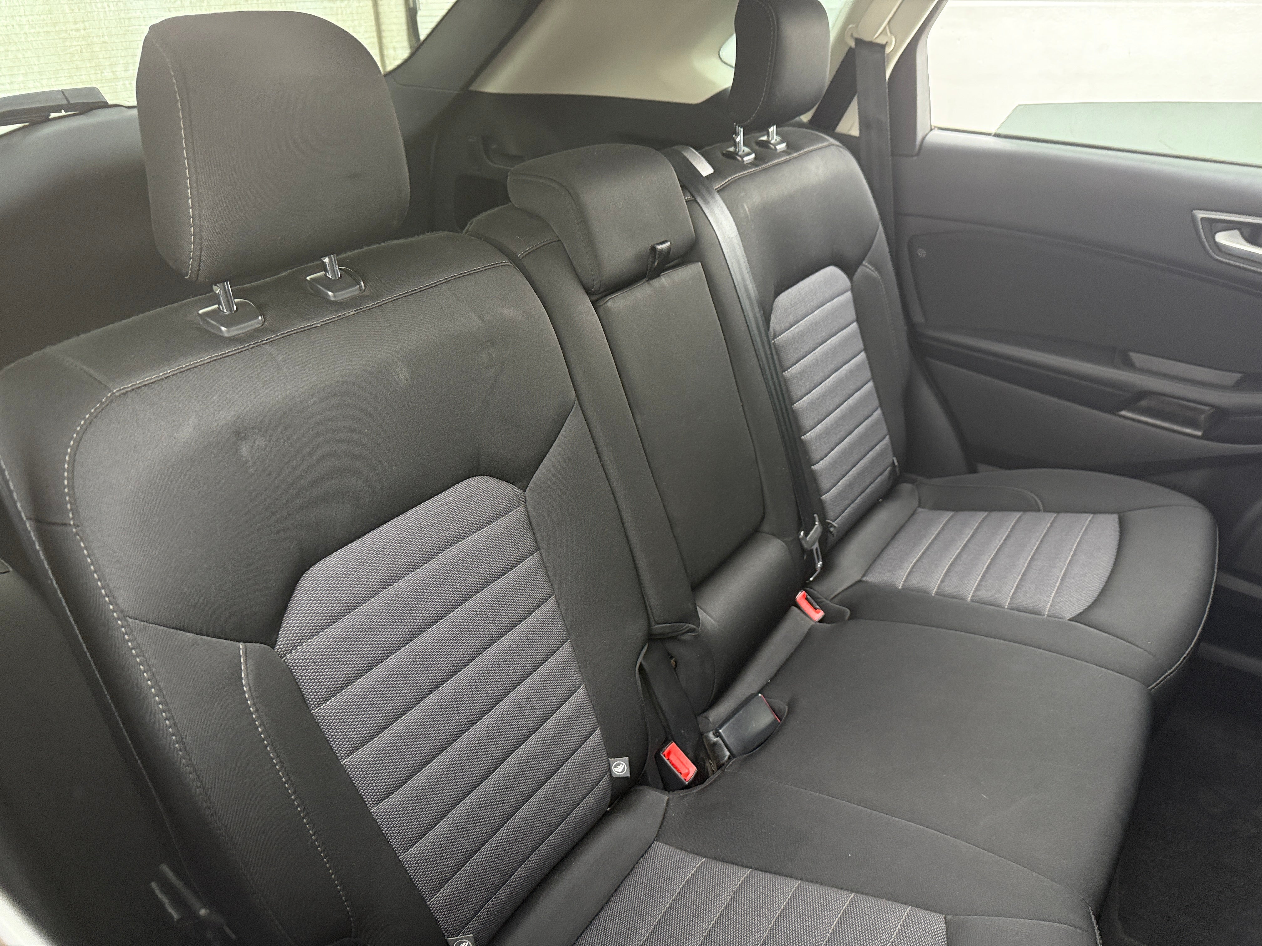 2016 Ford Edge SE 6