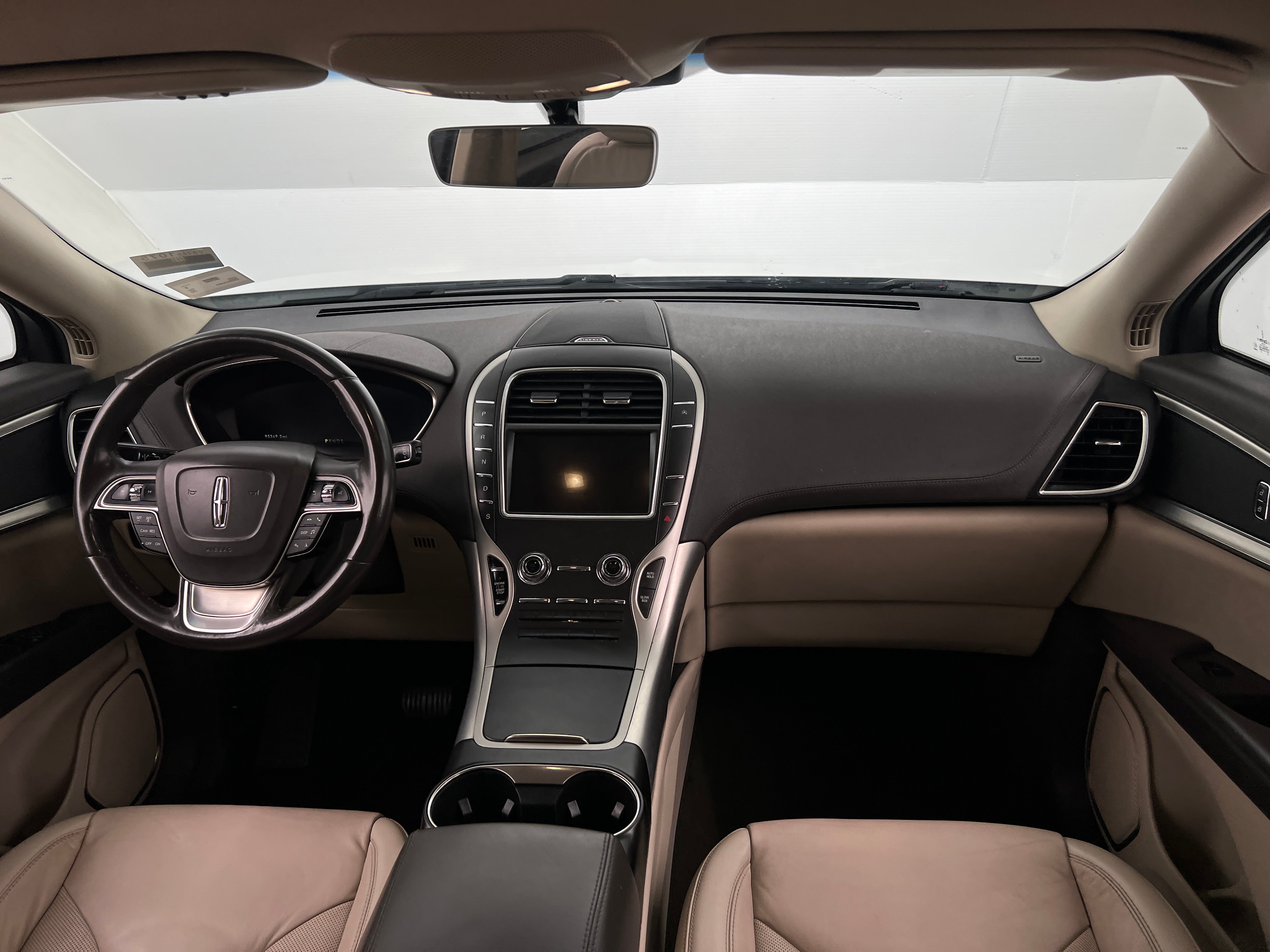 2020 Lincoln Nautilus  2