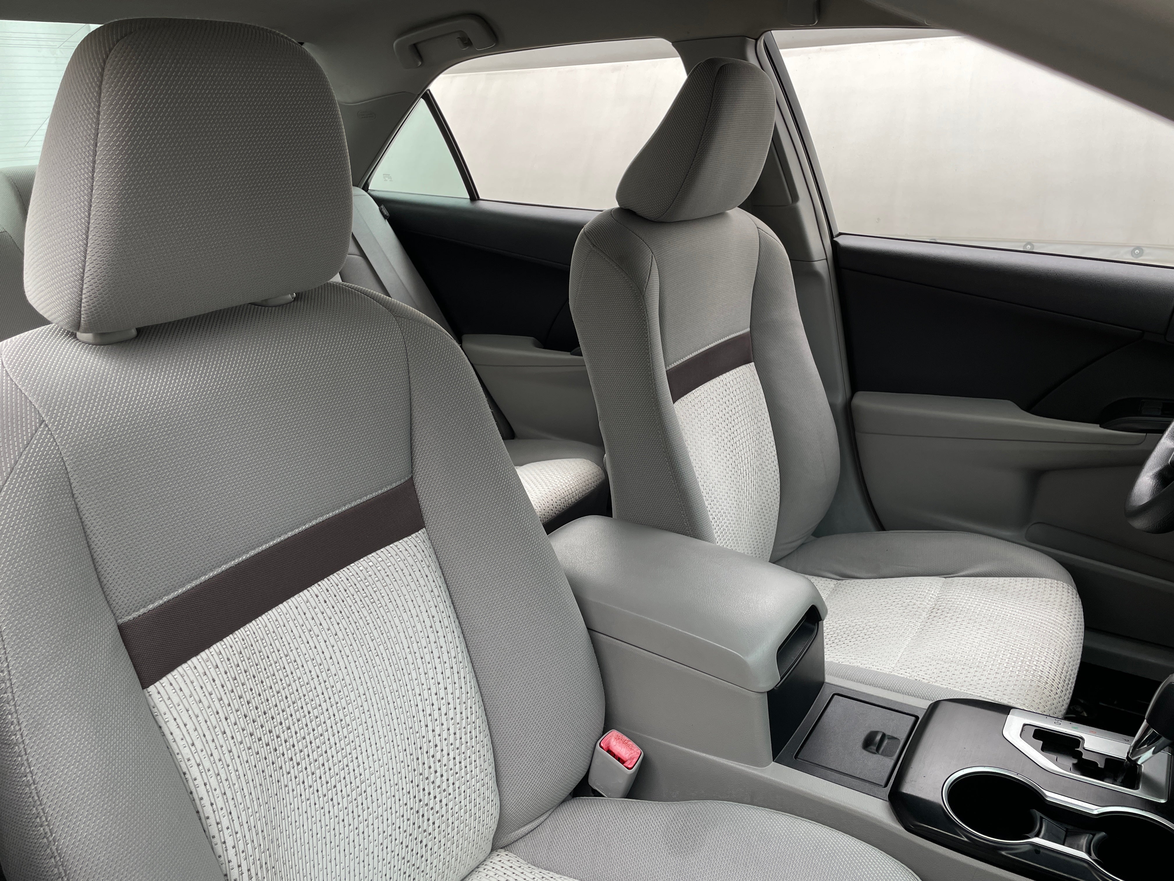 2013 Toyota Camry LE 2