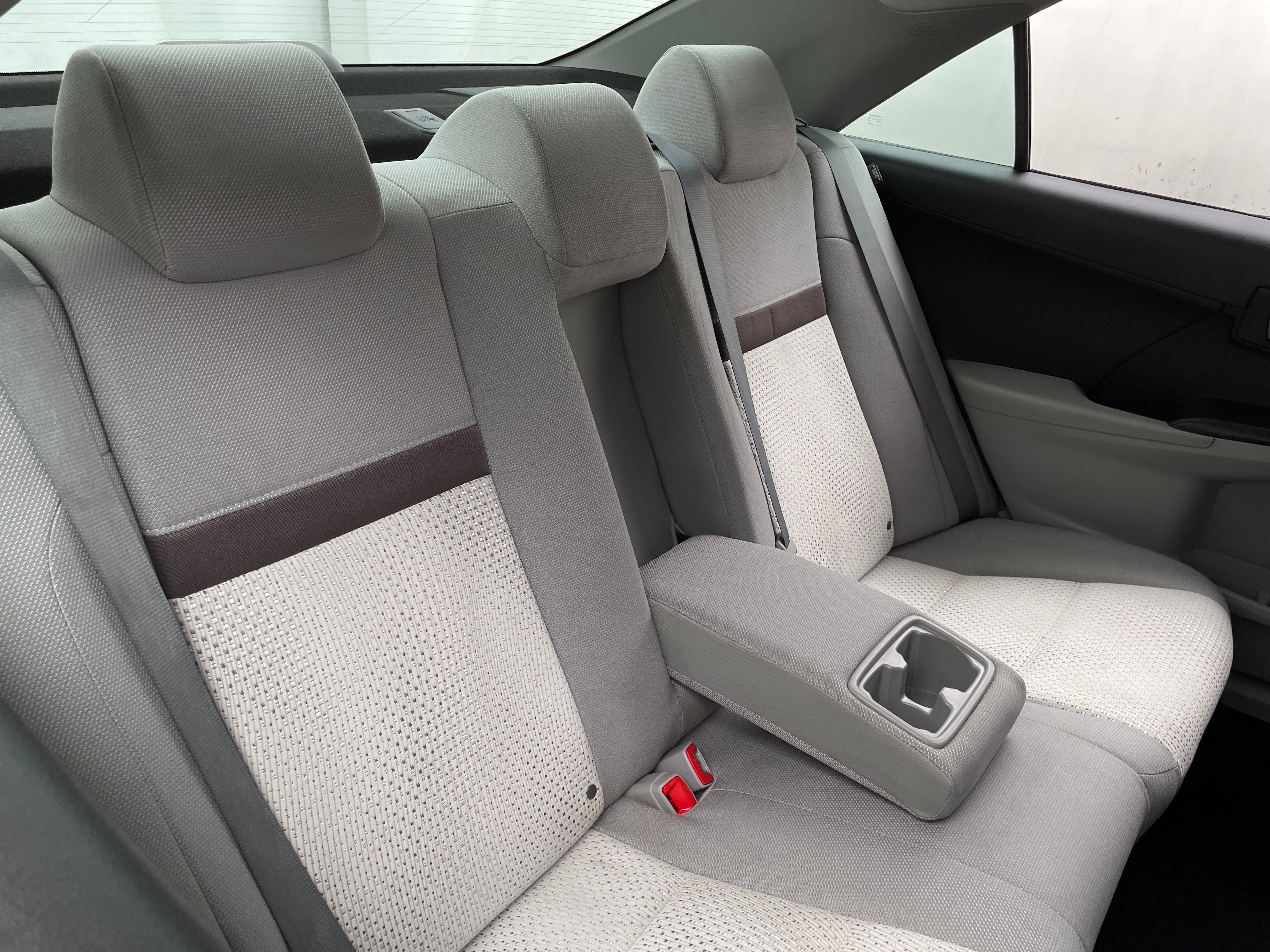2013 Toyota Camry LE 6
