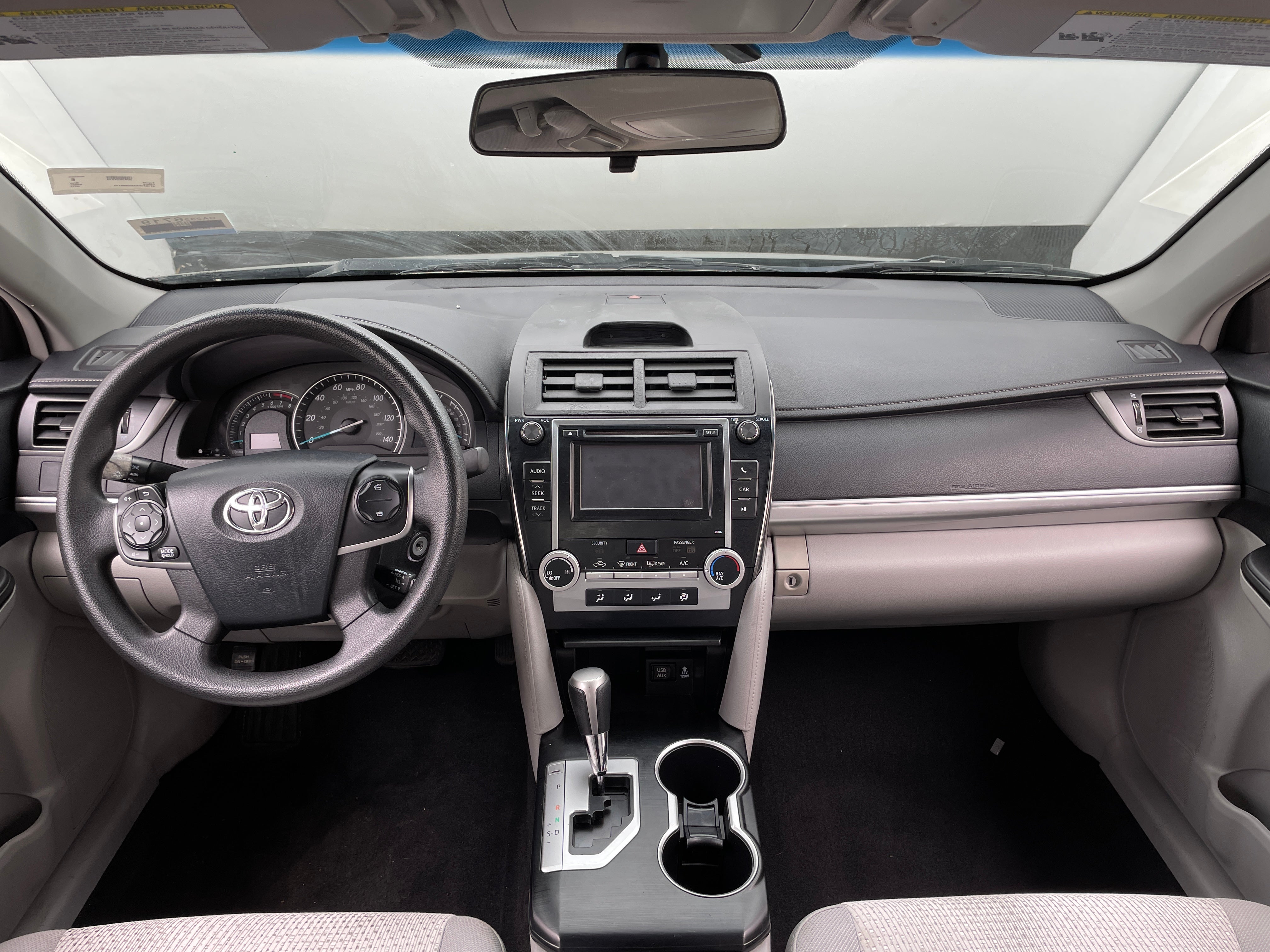 2013 Toyota Camry LE 3