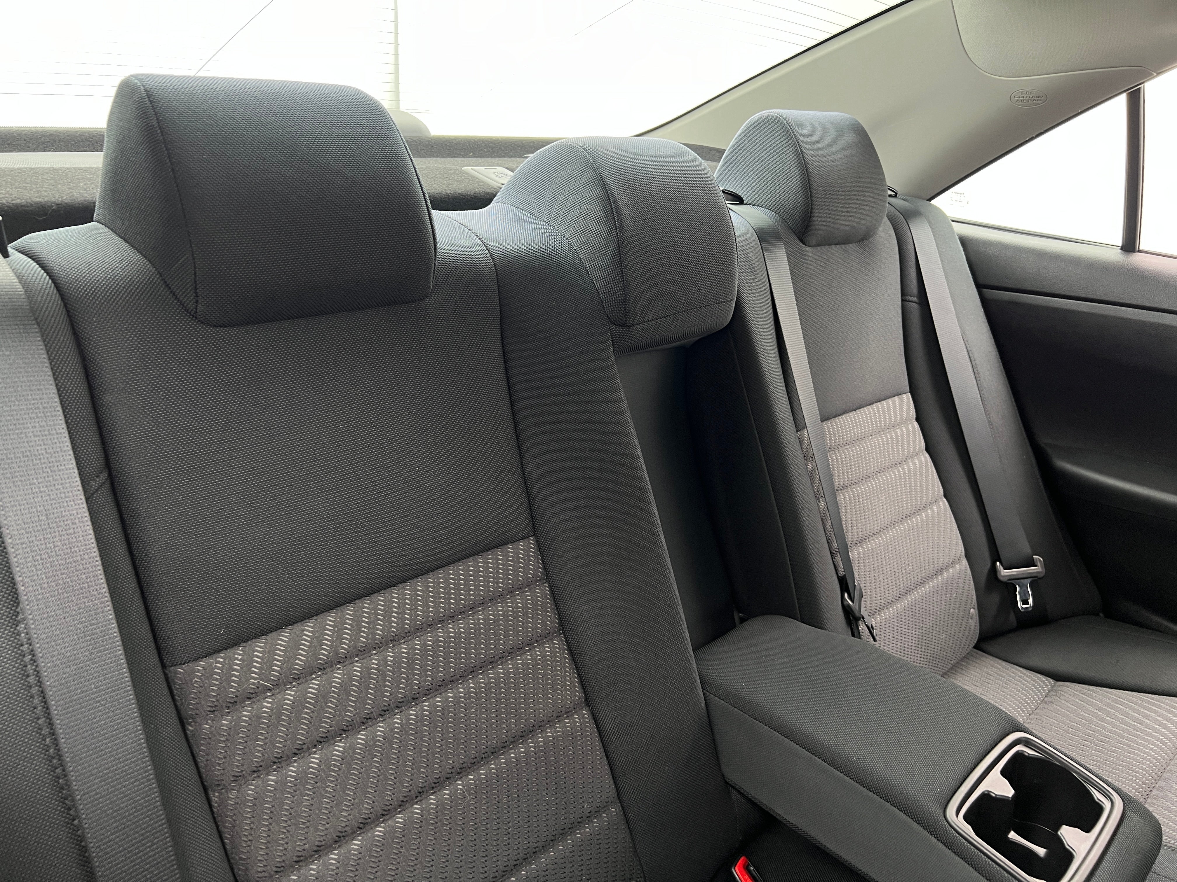 2016 Toyota Camry LE 6