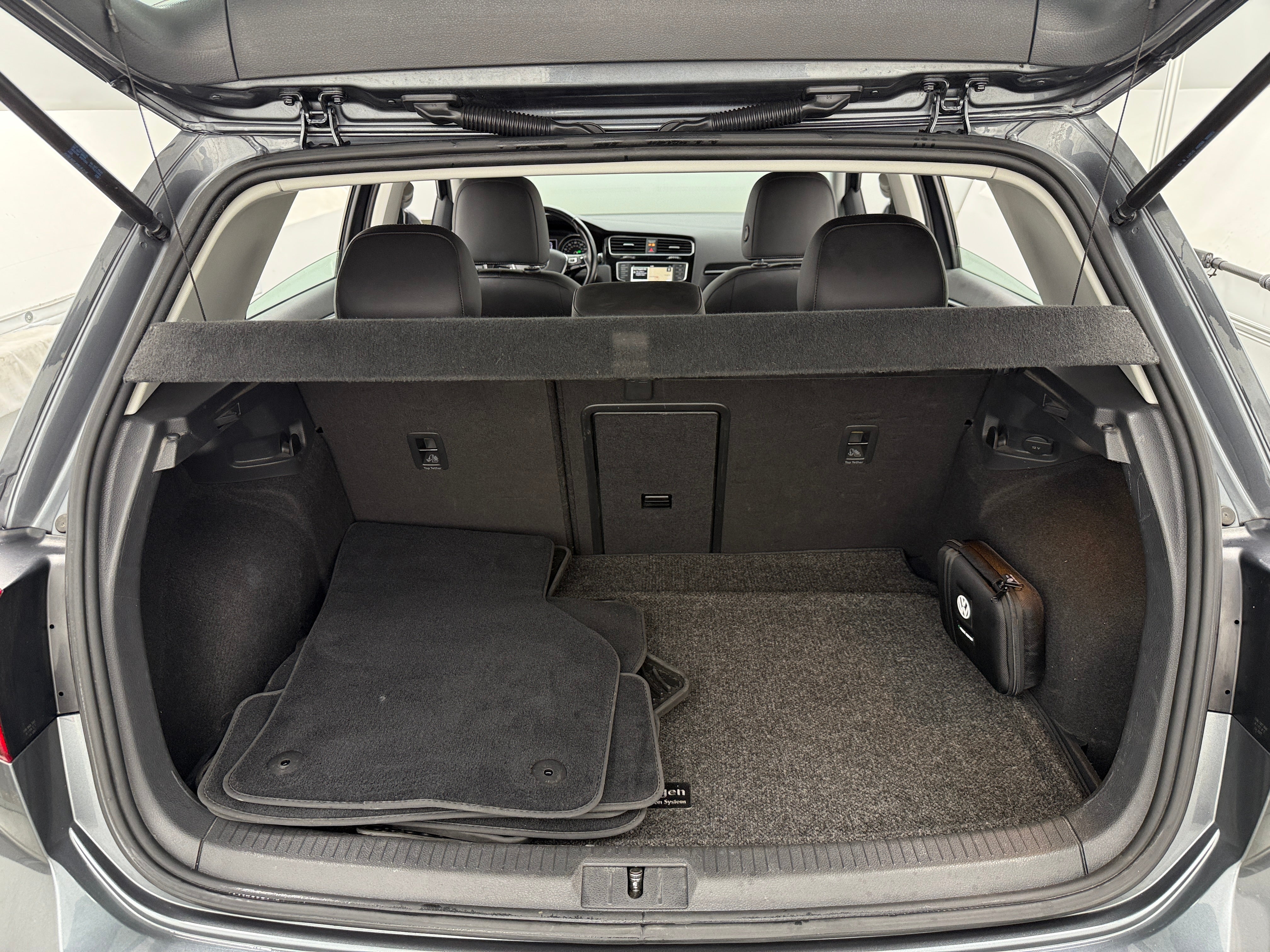 2017 Volkswagen Golf SEL 7