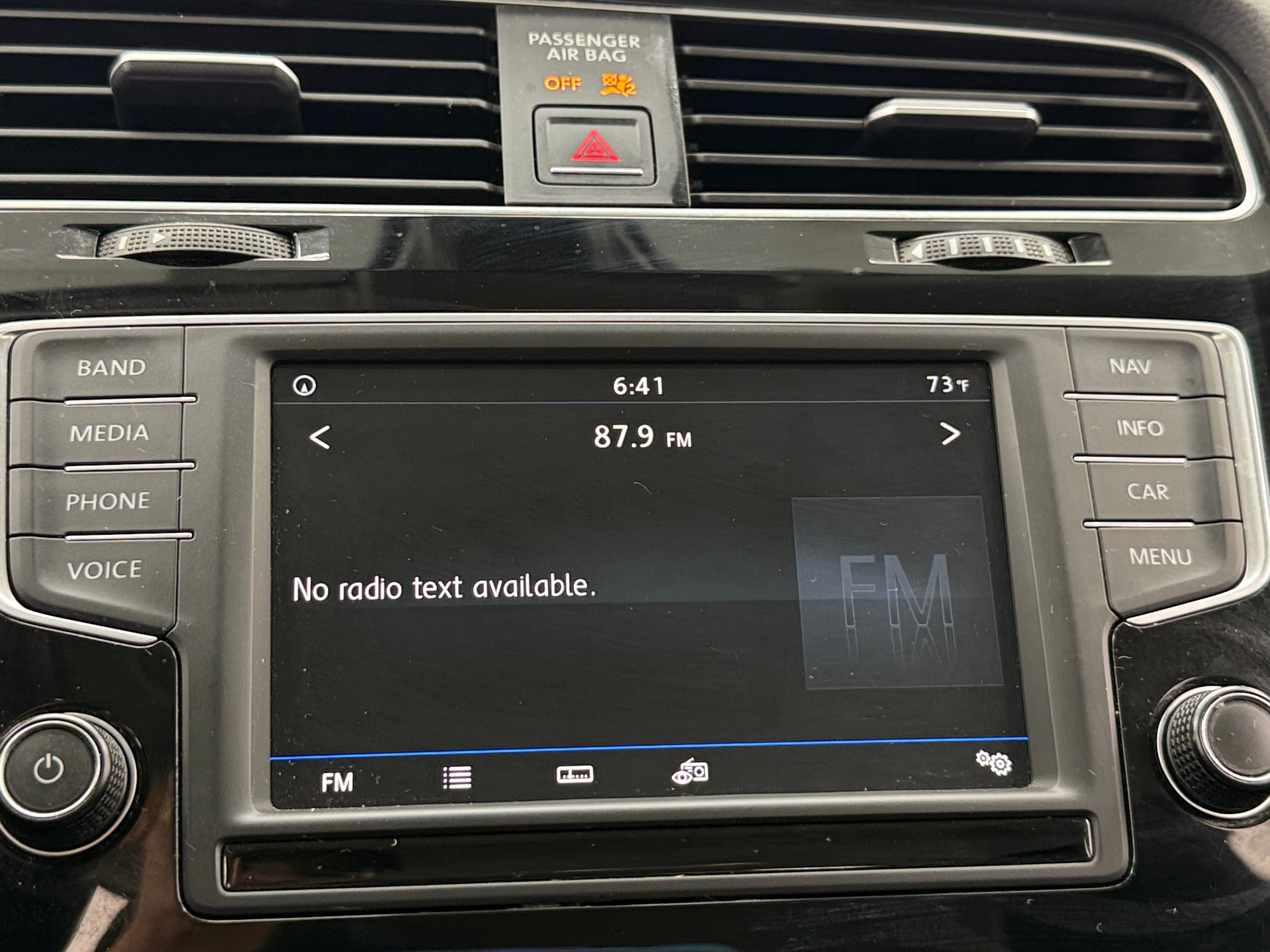 2017 Volkswagen Golf SEL 4