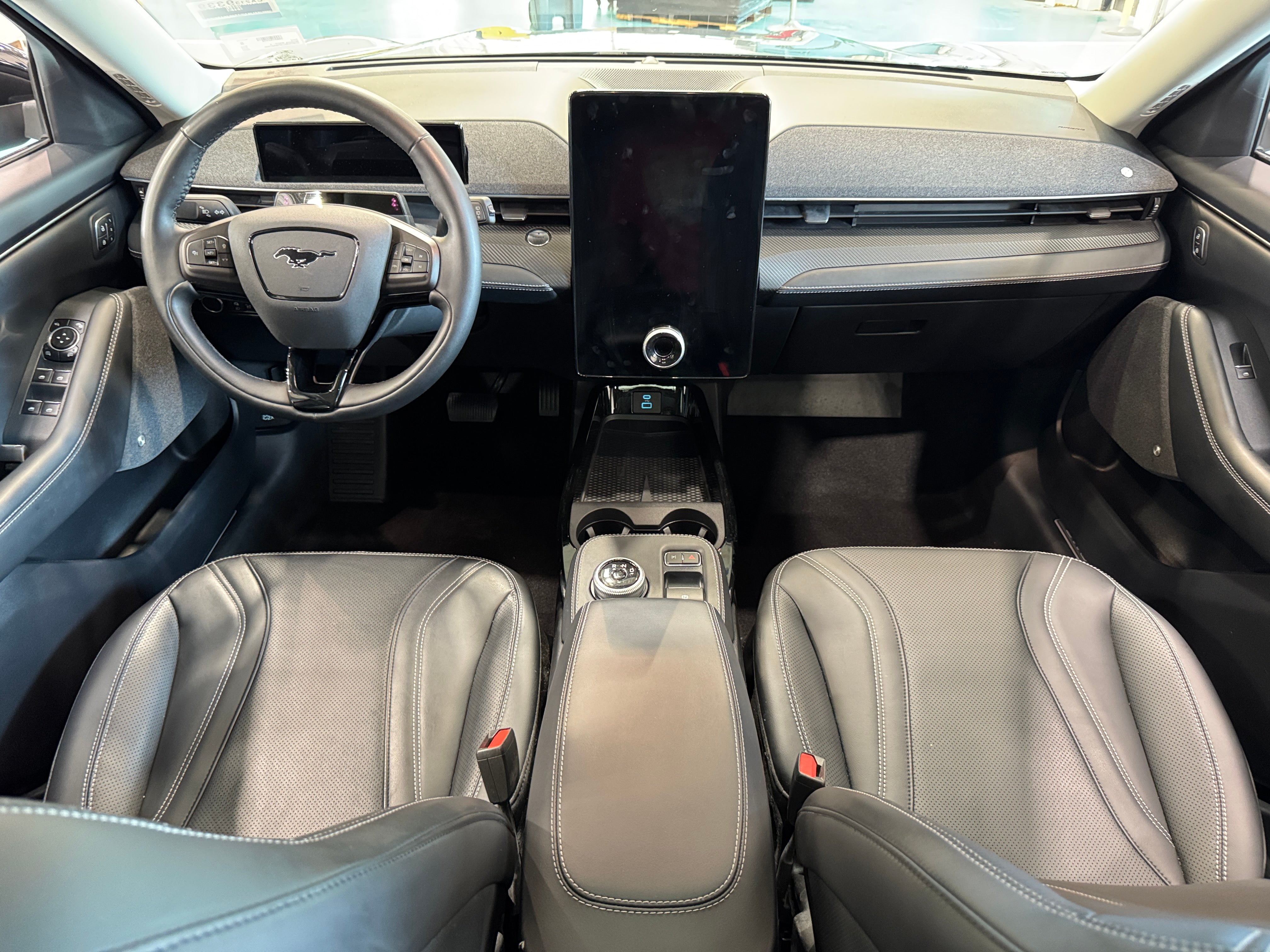 2023 Ford Mustang Mach-E Premium 2