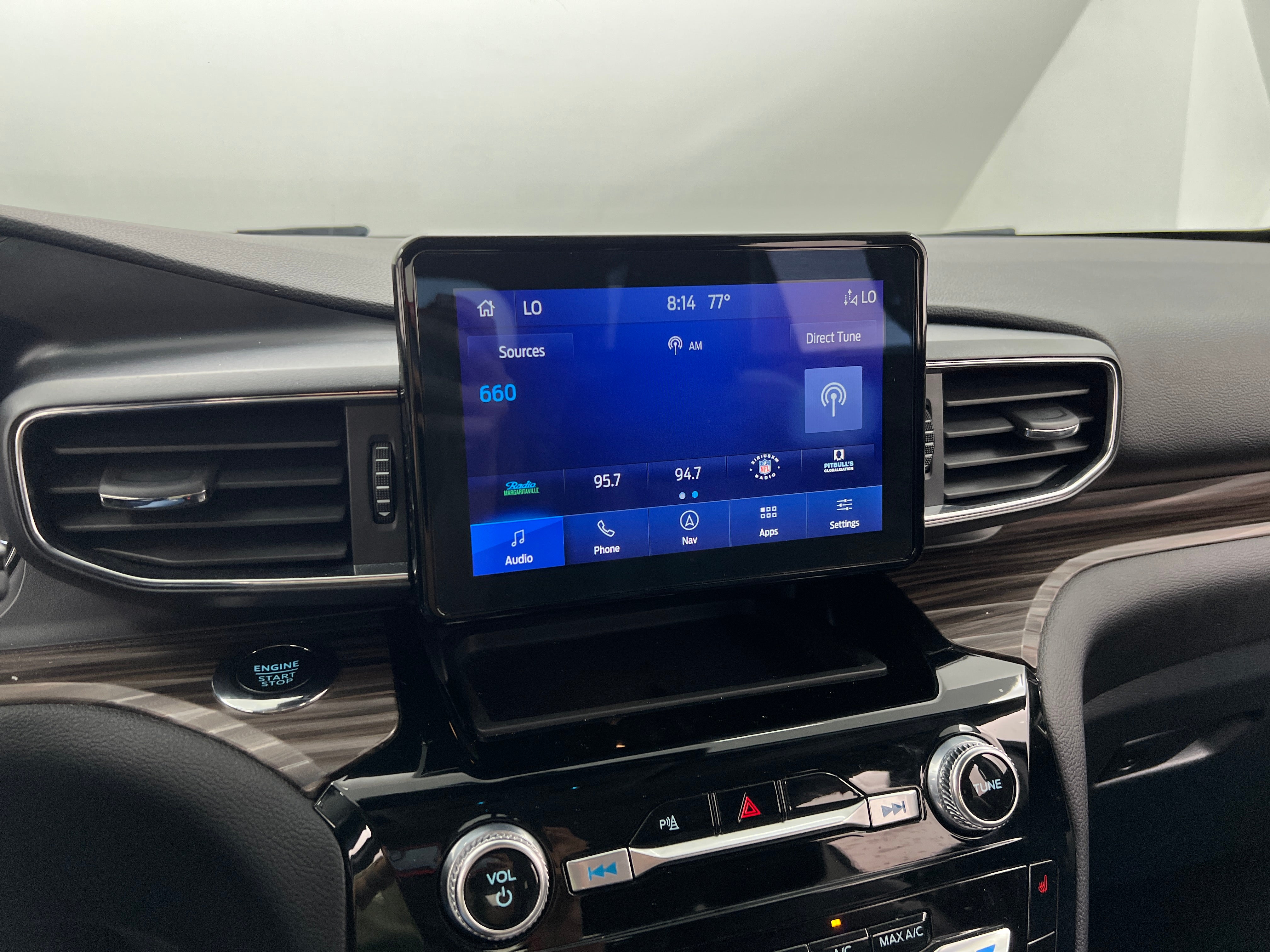 2024 Ford Explorer Limited 3