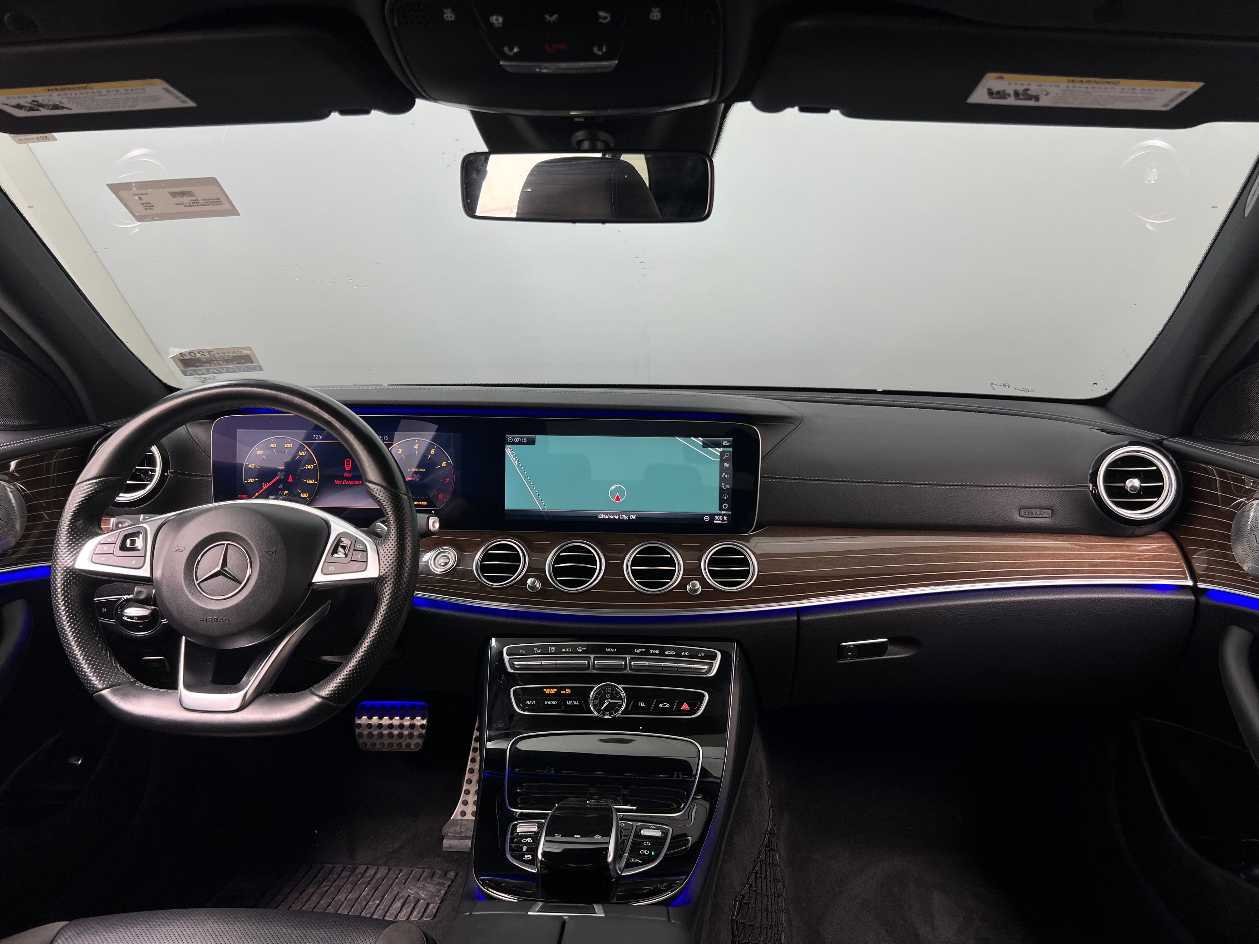Thumbnail: 2018 Mercedes-Benz E-Class - 2