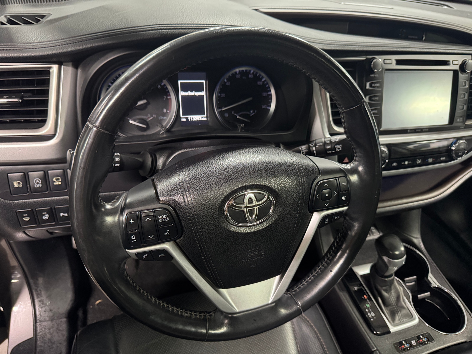 Thumbnail: 2017 Toyota Highlander - 4