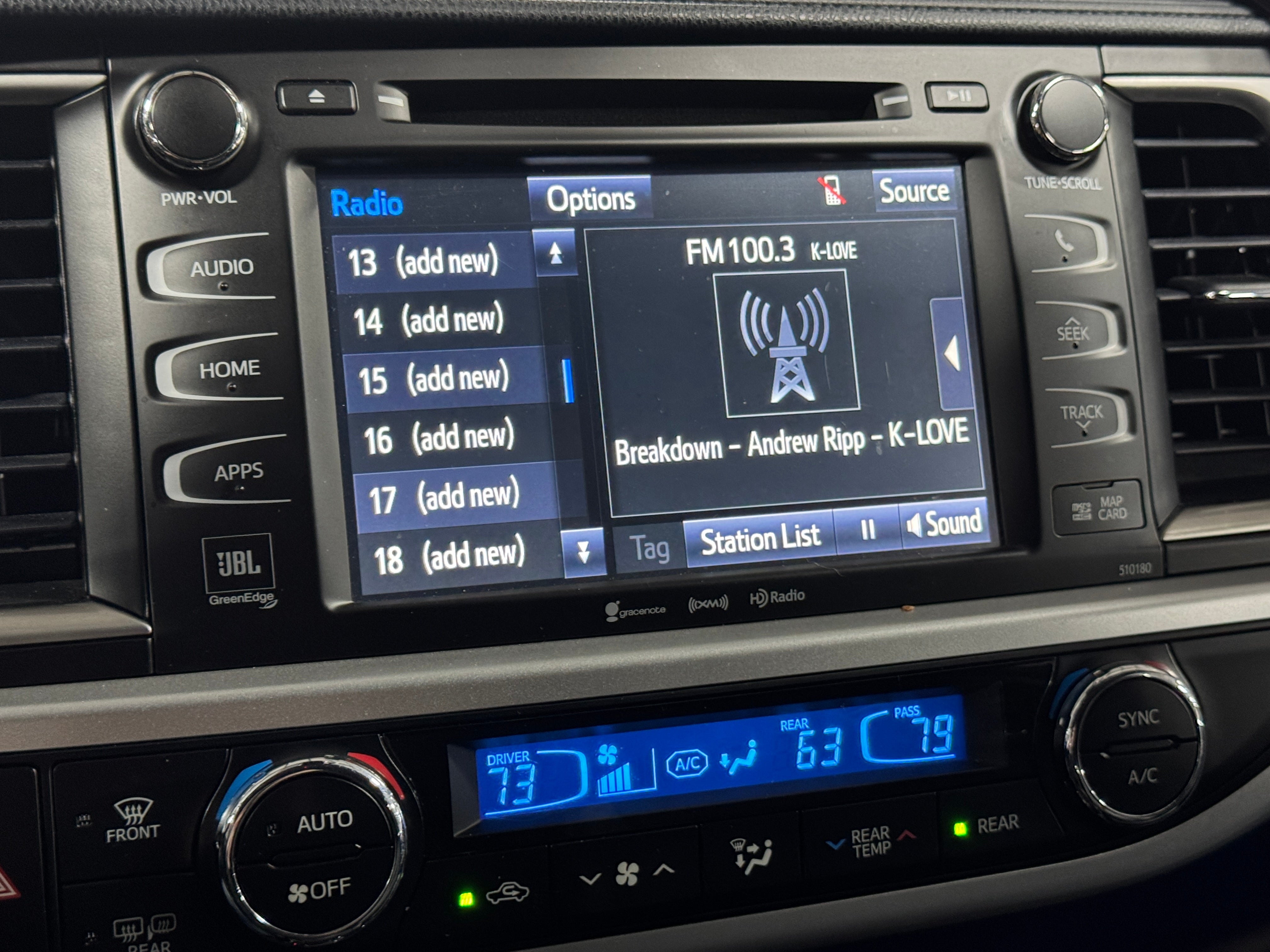 2017 Toyota Highlander Limited Platinum 3